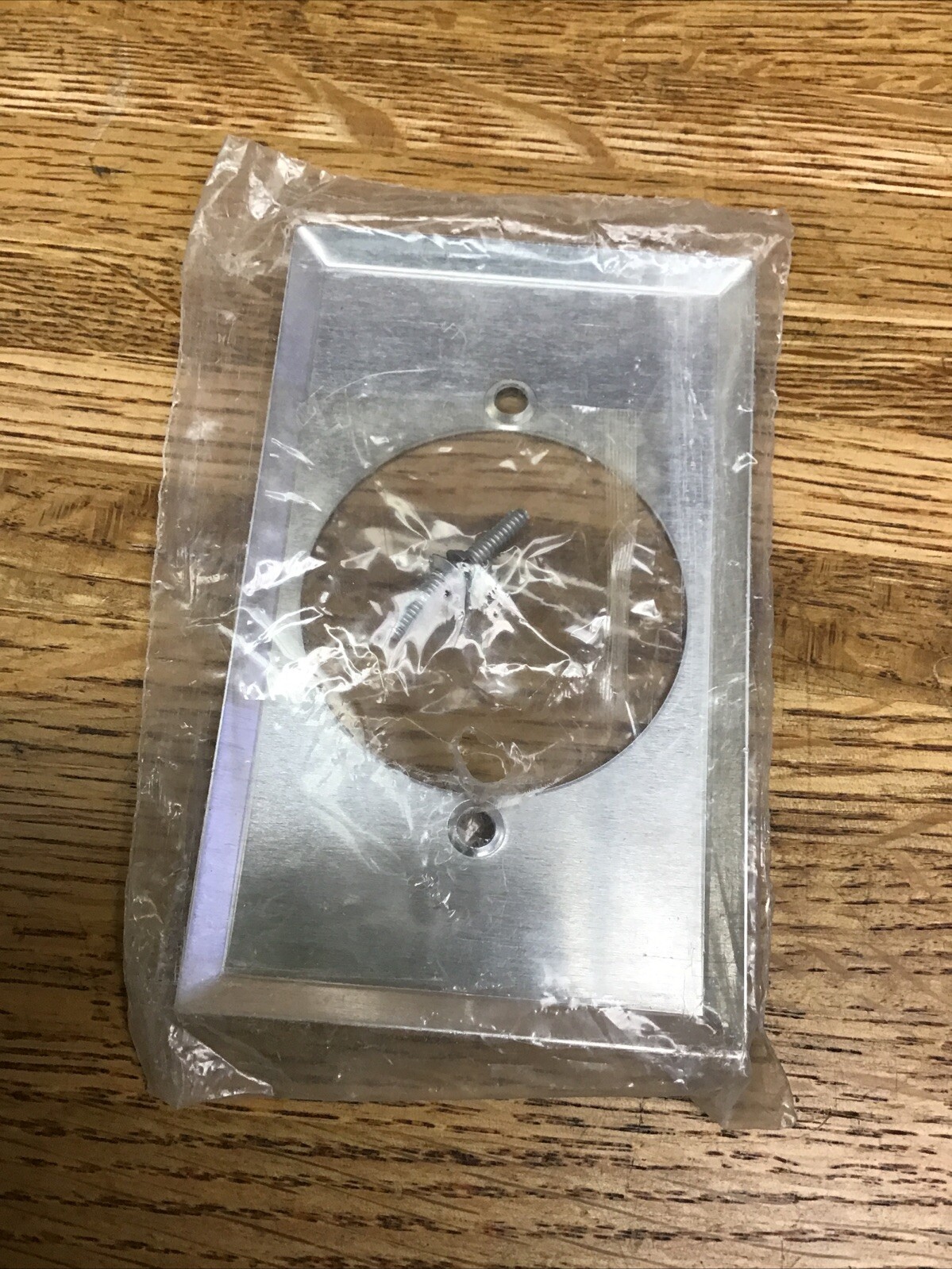 Aluminum 1-Gang Plate With 1-Single Round Opening 2 1/8”