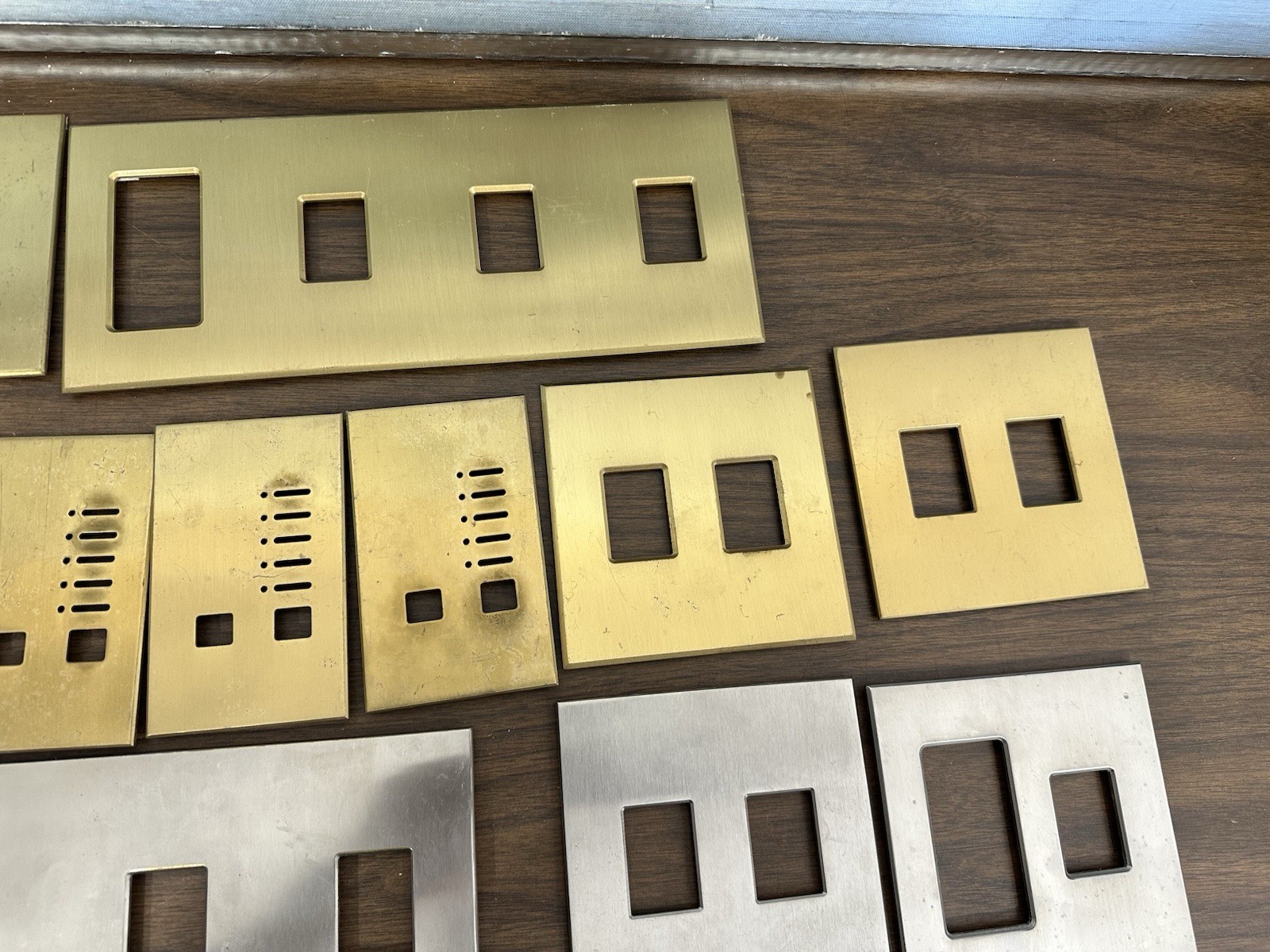 Lot (1) Lutron Faceplates Gold/Bronze Silver Color Dimmer