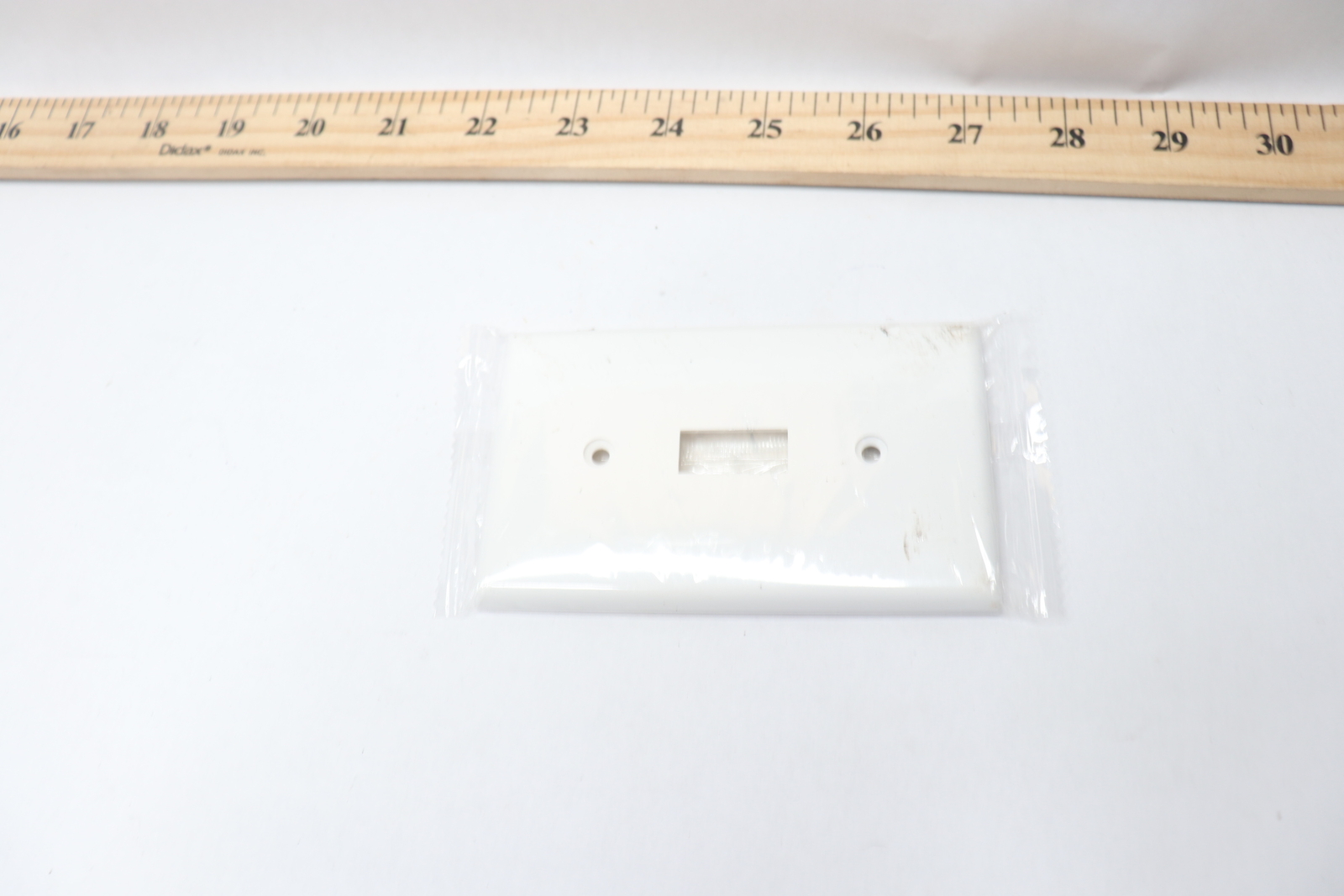 Jasco Single Wall Plate Cover Polished White 1-Gang 2.75â x 4.5â 40098