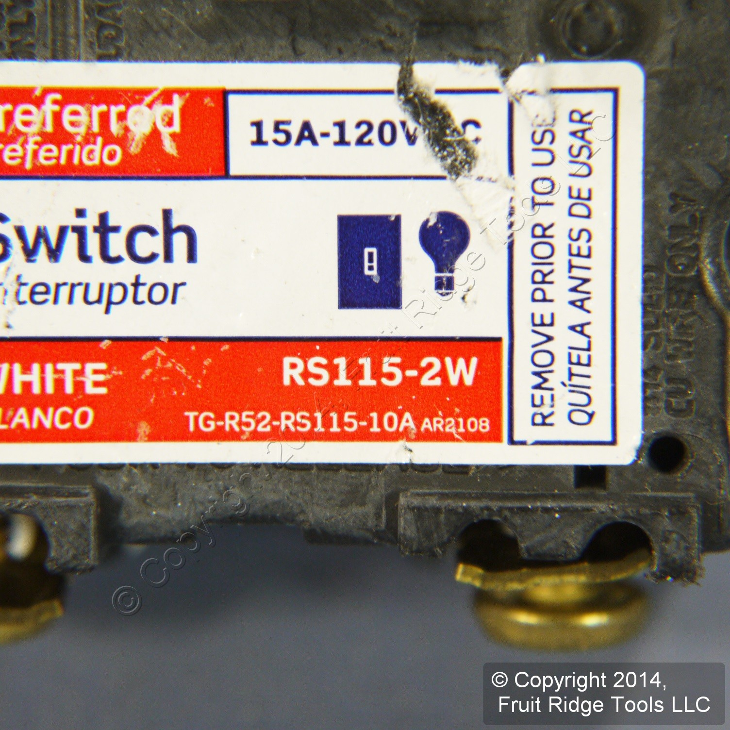 Leviton RS115-2W White Framed 15A Toggle Wall Light Switch Single Pole Bulk 120V