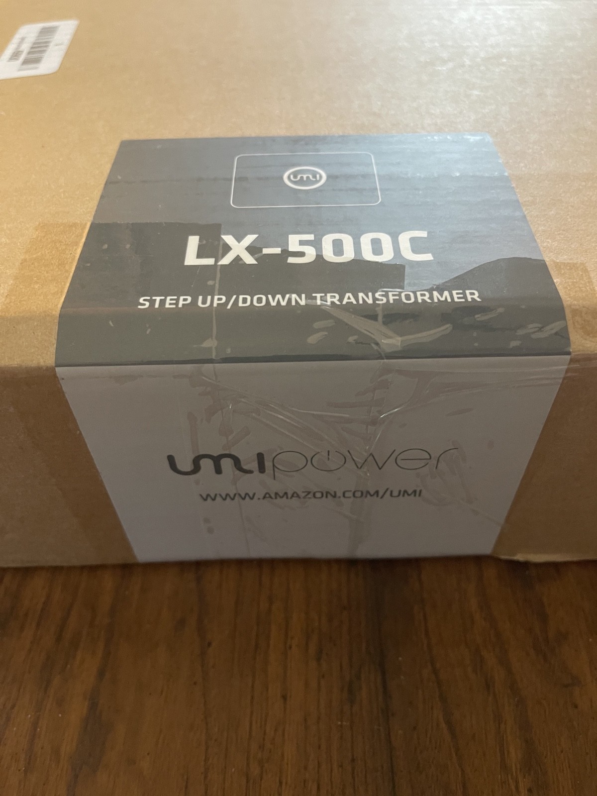 UMI 500W Step Up Voltage Converter 110V to 220V , LX-500C