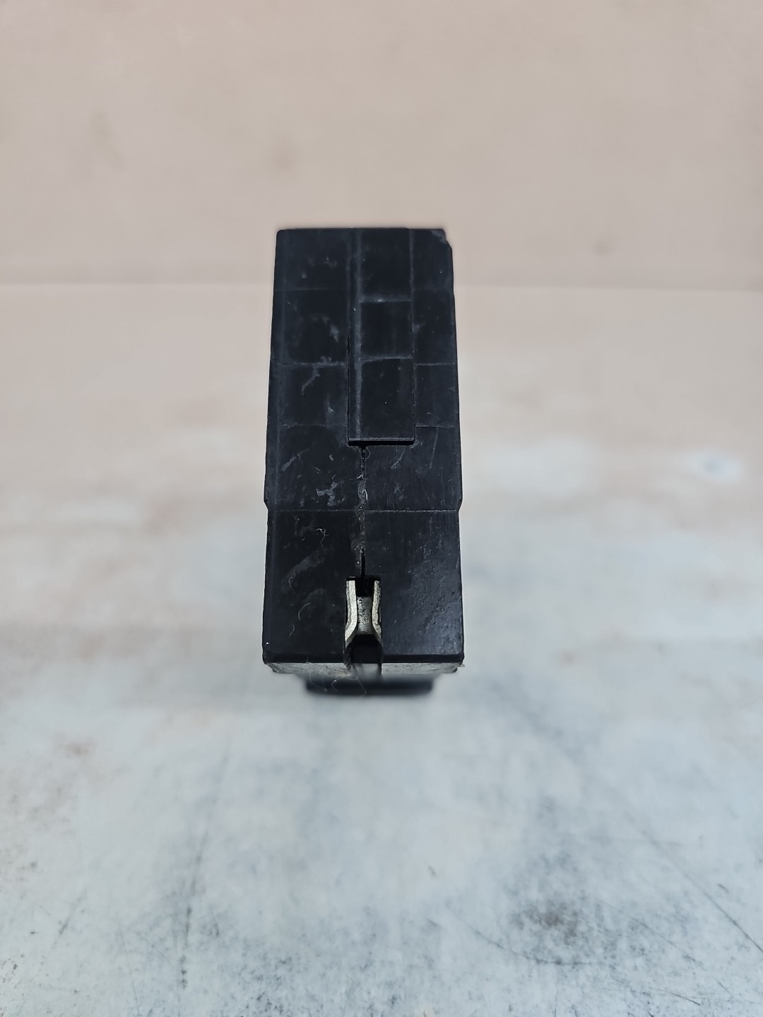 Square D HOMT2020 Circuit Breaker 20A 120/240V Tandem SEE PICS
