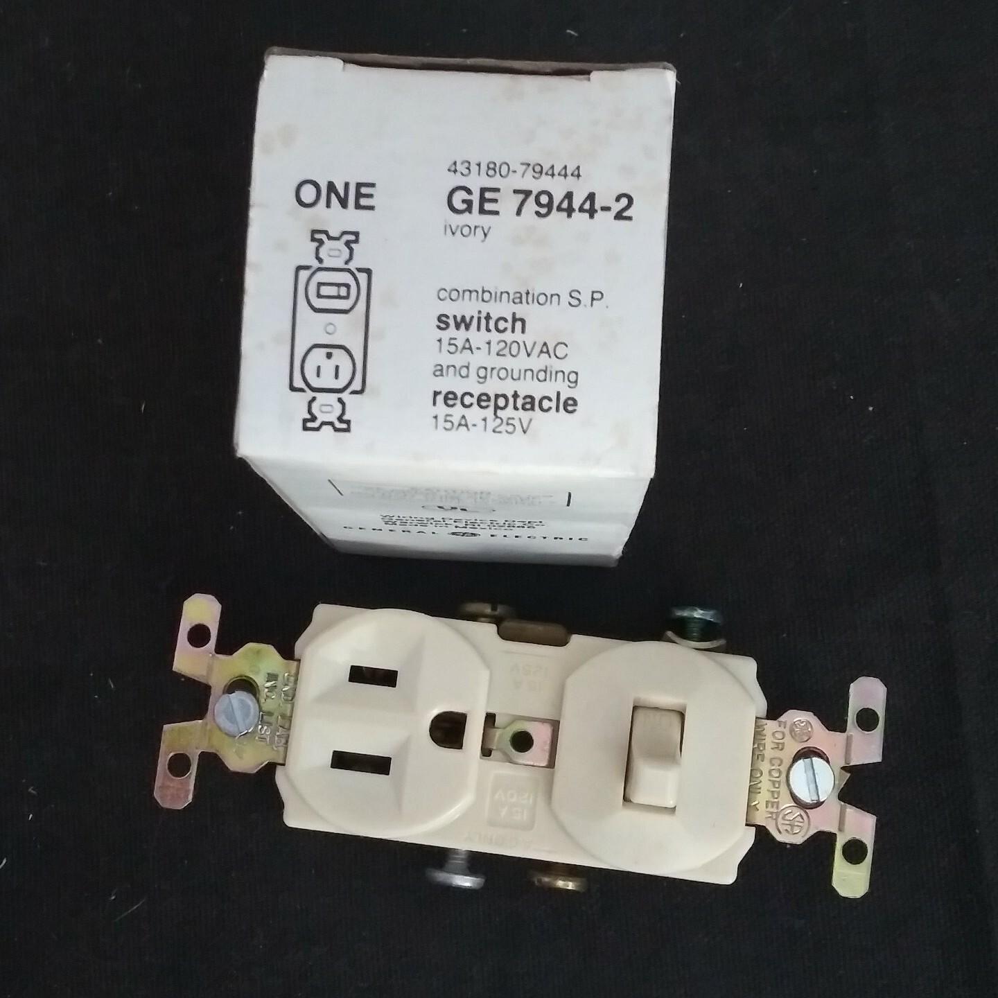 New Old Stock GE Ivory Single Pole Combination Switch & Standard Outlet GE7944-2