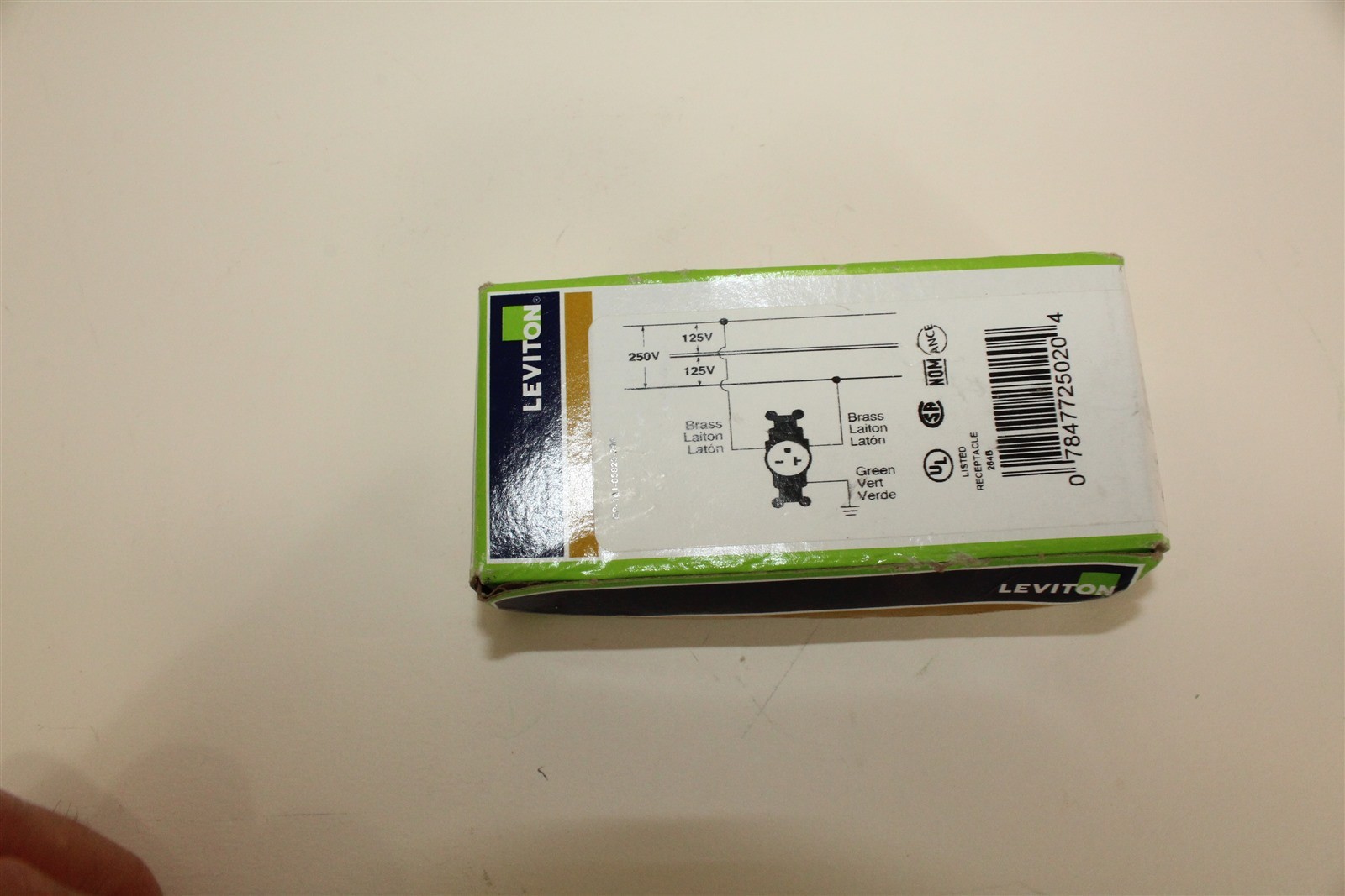 Receptacle 20A 250V Narrow Single Straight Blade Comm Grounding Ivory