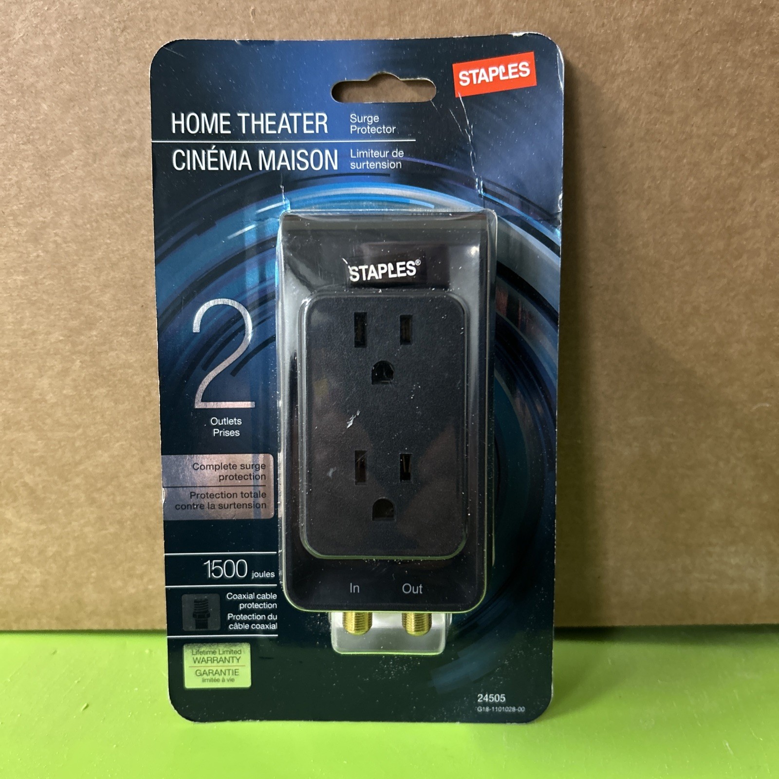 Staples 2 Outlet 1500 Joules Home Theatre Surge Protector Coaxial Protection