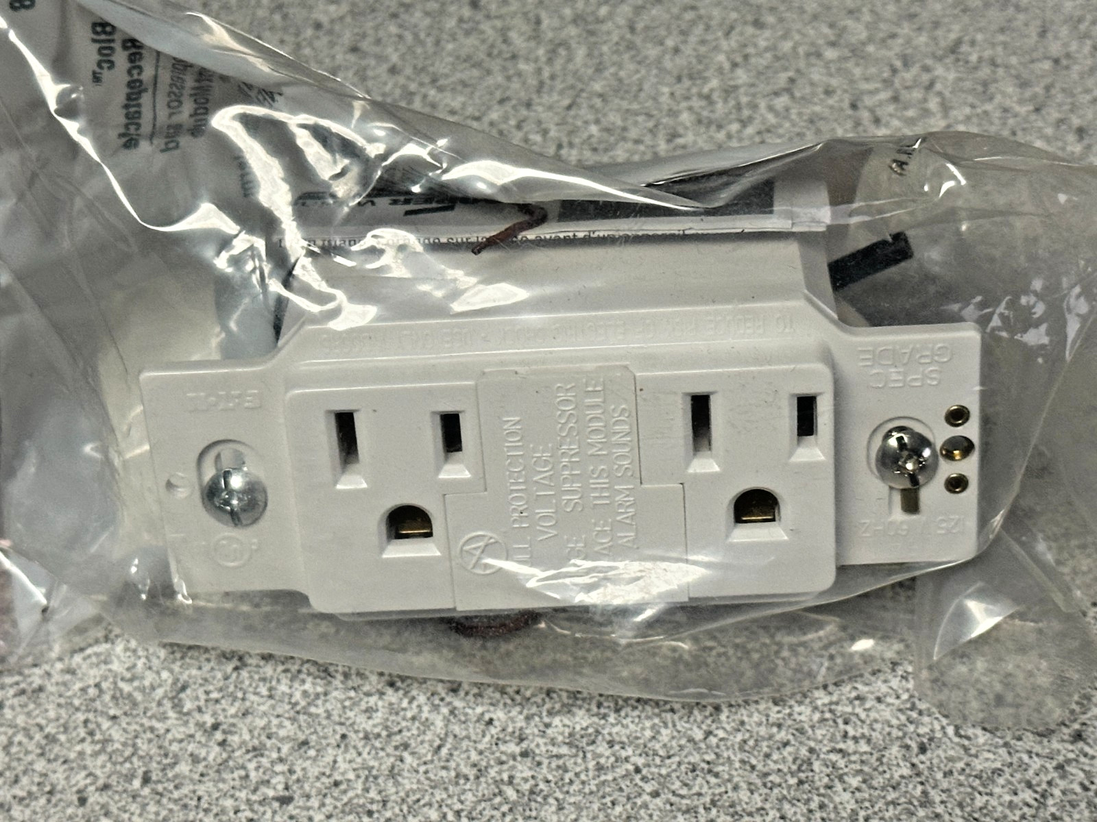 NEW Cooper Eaton 1208W Surge Protection White Receptacle Duplex Outlet w/ Alarm