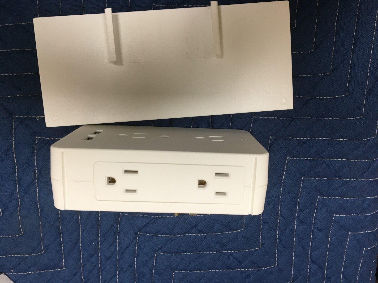 Sharper Image Socket Shelf, White, with 6 AC Outlets & 2 USB Ports