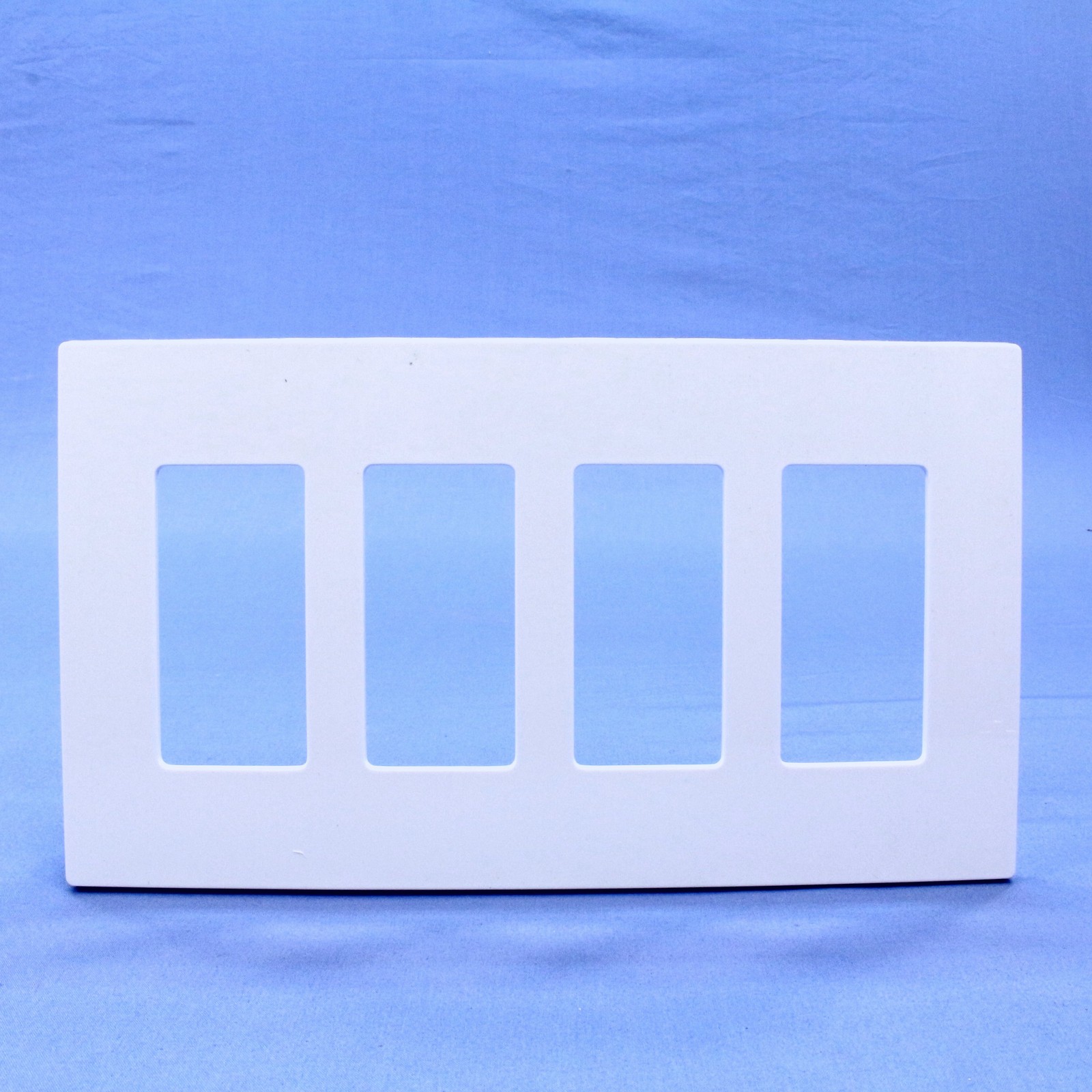 Leviton SJ264-SW White 4-Gang 4-Decora Unbreakable Nylon Midway Screwless Cover