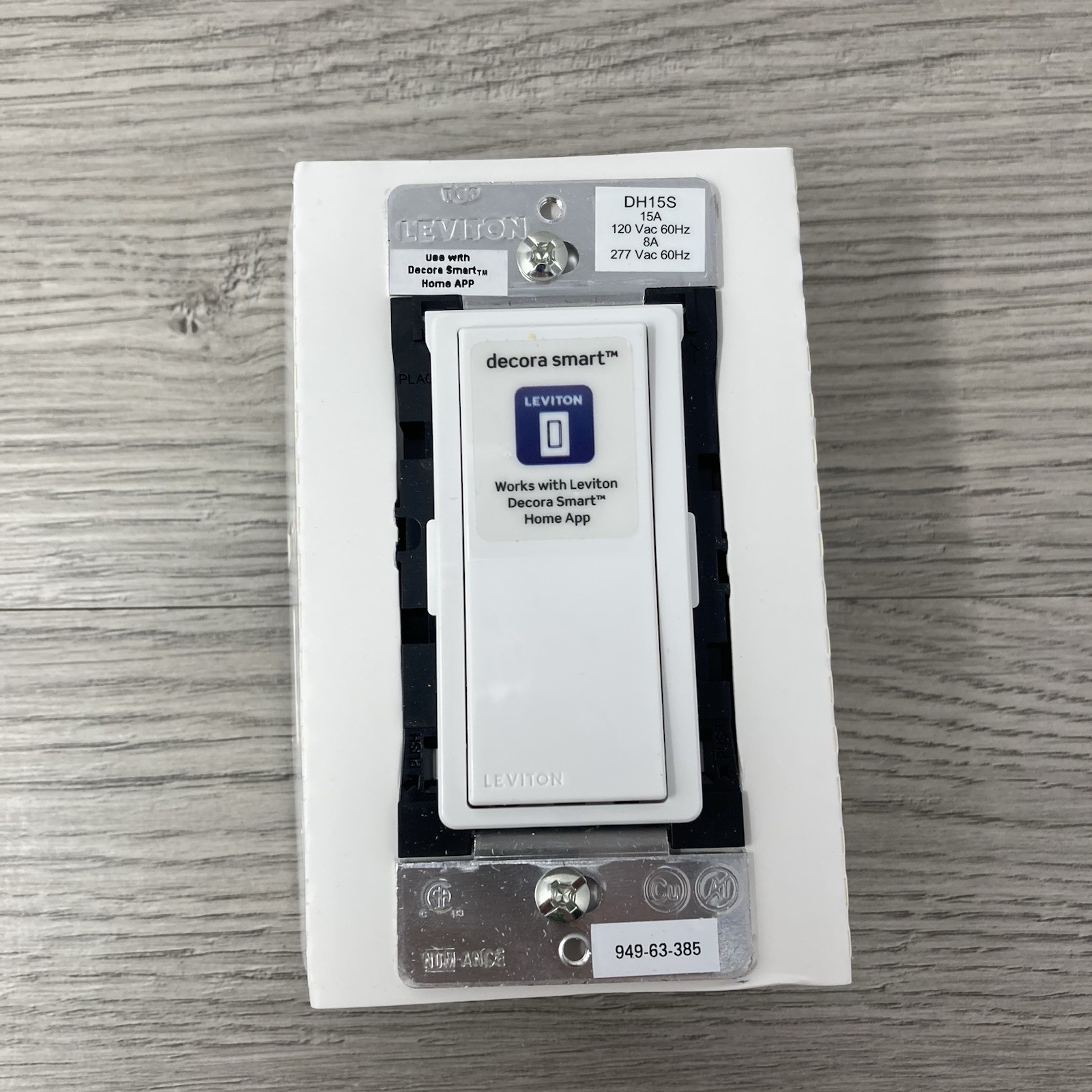 Leviton Decora Smart Switch with HomeKit Technology White or Light Almond DH15S