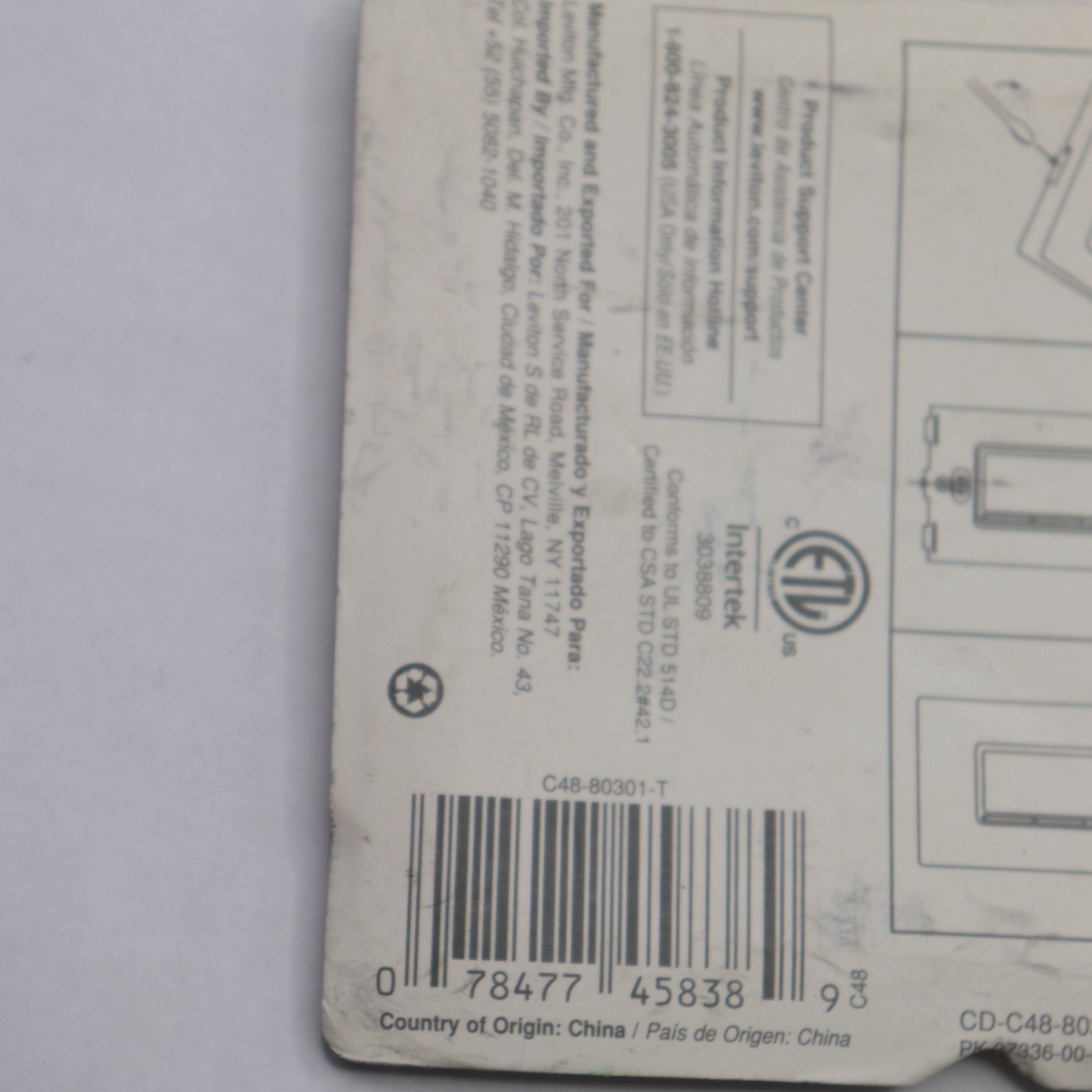 Leviton Decora Plus Screwless Snap-On Wallplate Light Almond R56-80301-00T
