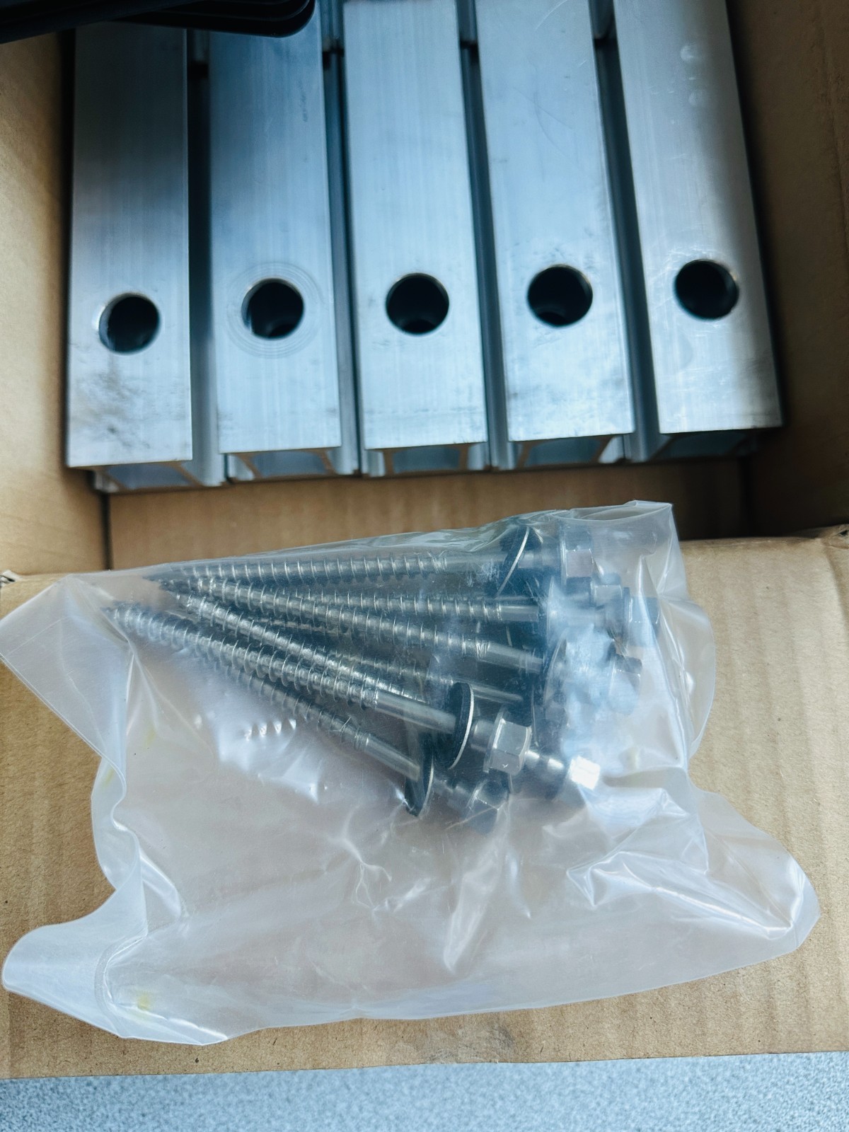 NEW UNIRAC 004270D Slider Flash Kit For Composite Shingle Roof, 10-Pack