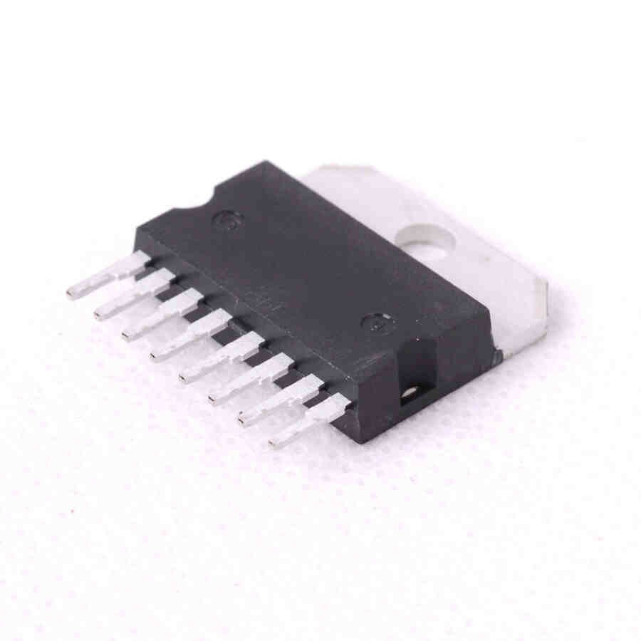 M5218L Integrated Circuit Op-Amp – SIP8 – Mitsubishi
