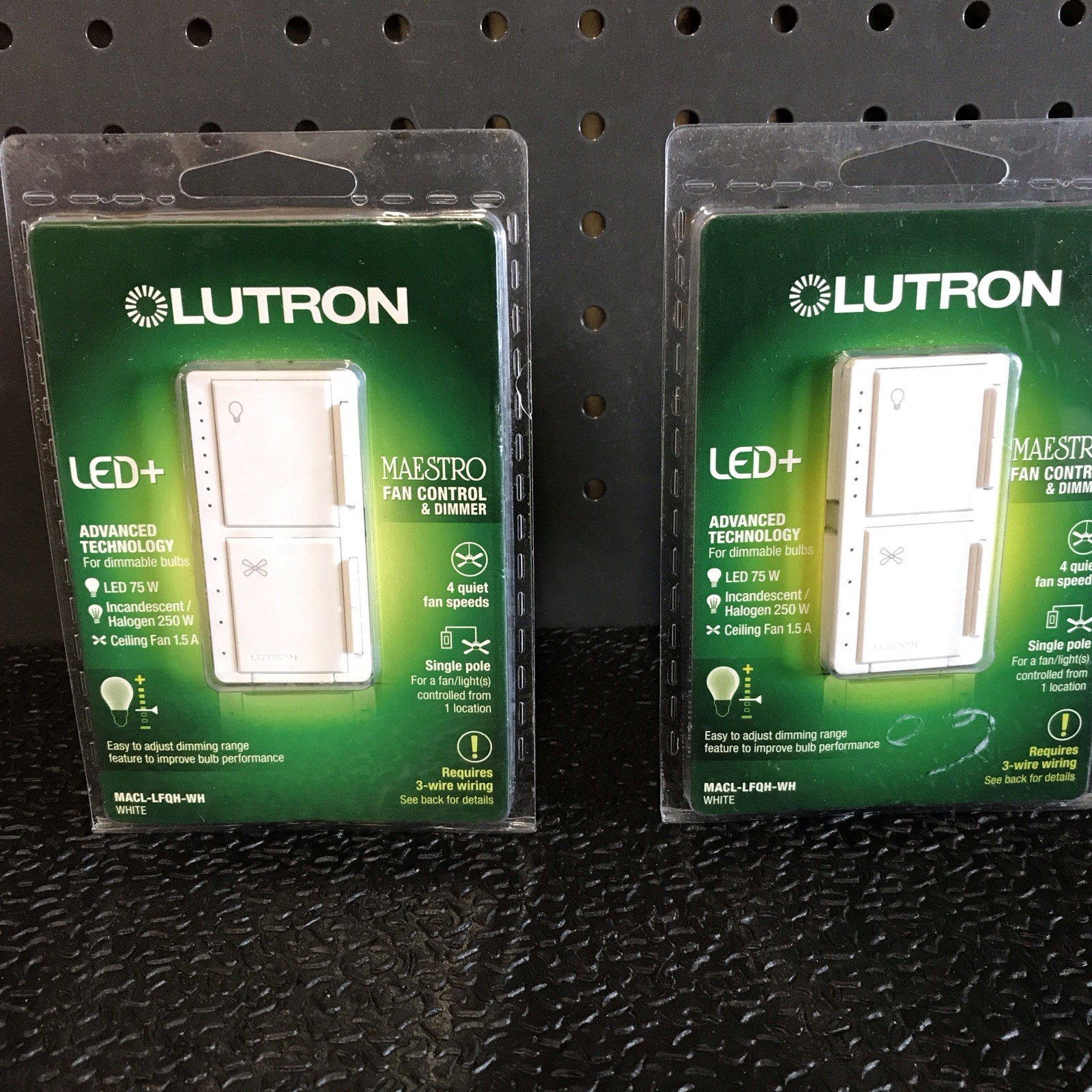 Lutron MACL-LFQH-WH Maestro Fan Control and Light Dimmer(2pk)