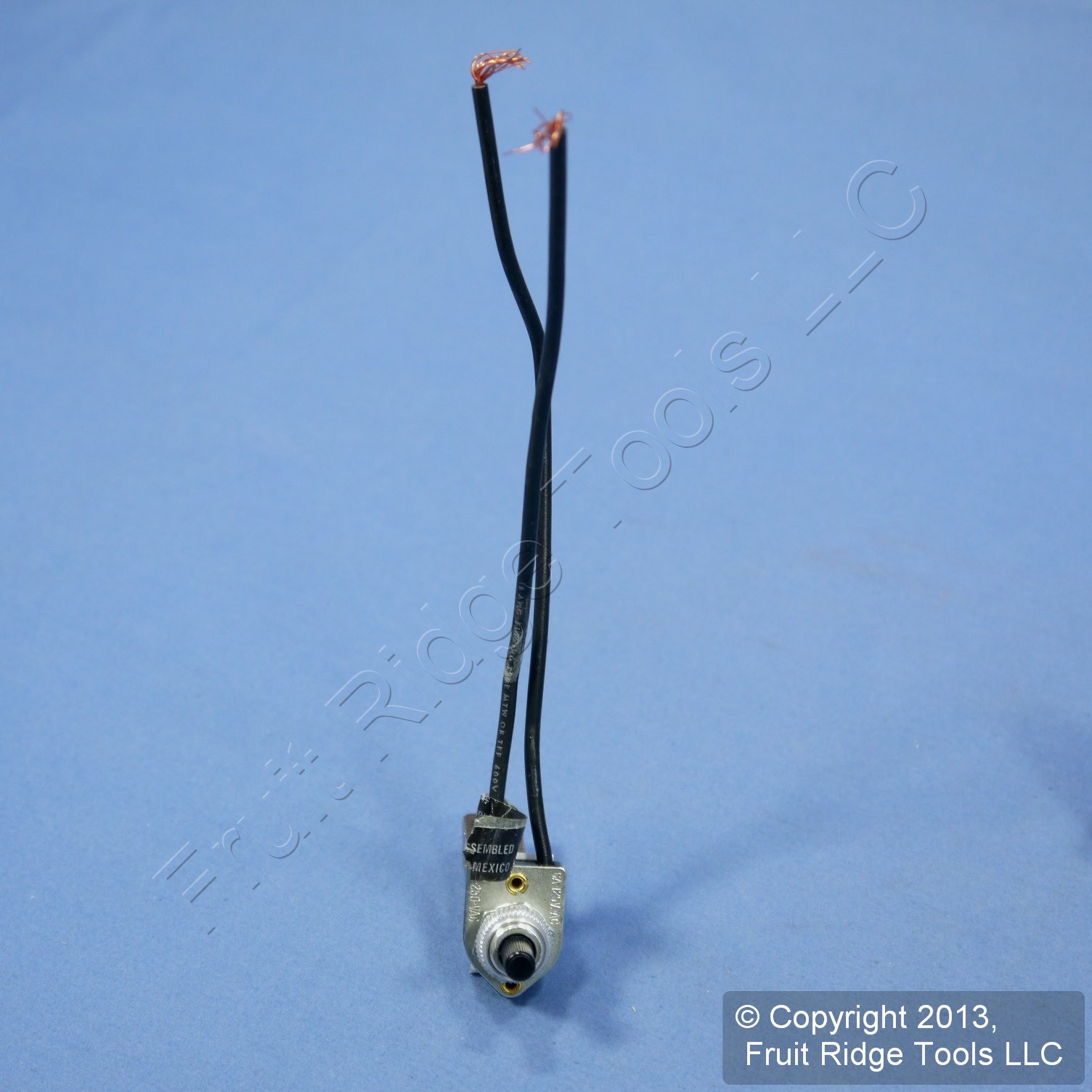 Leviton Rotary ON/OFF Nickel Appliance Switch 6A 125V 3A 250V AC Bulk 90572-N