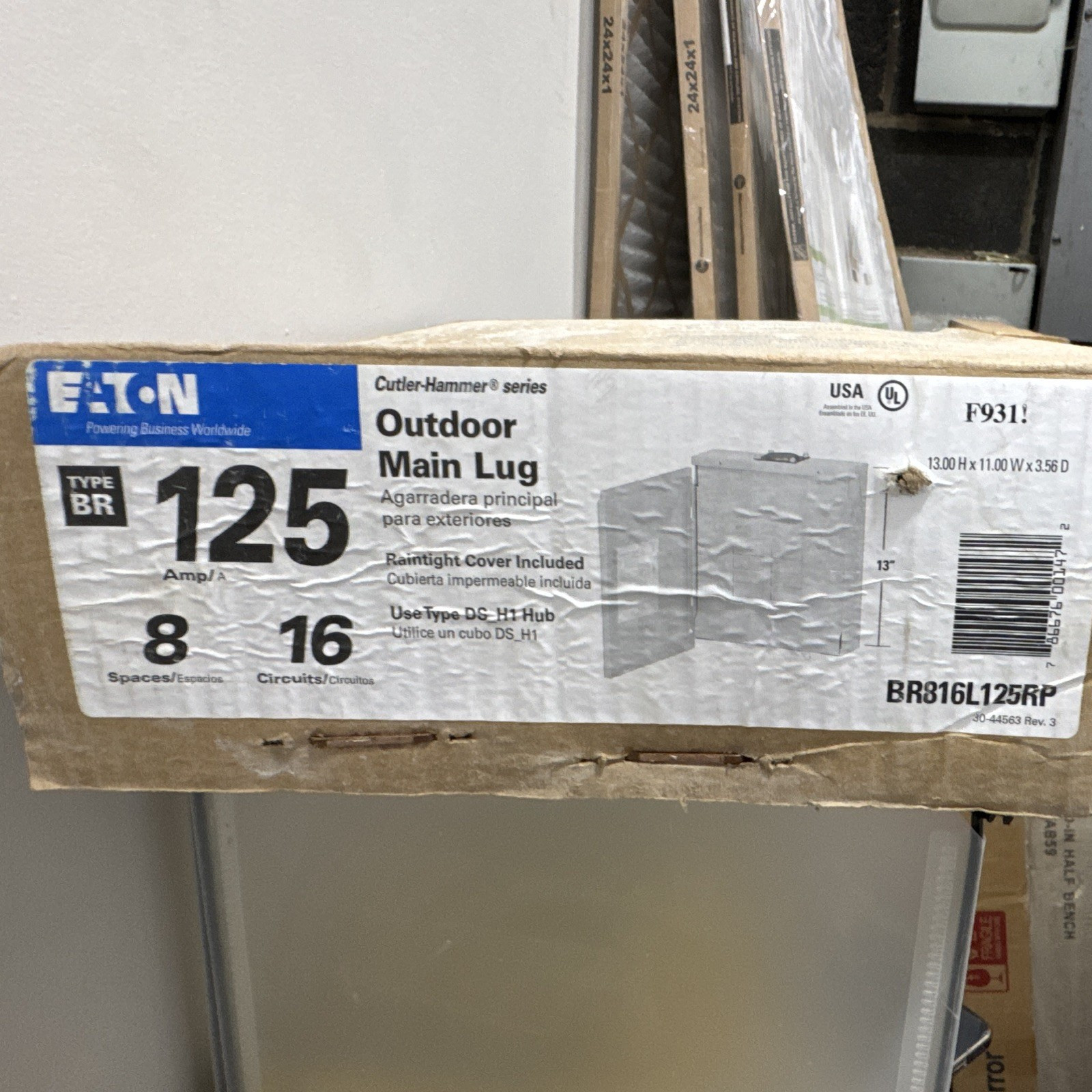 Eaton Outdoor Main Lug Load Center 125A Raintight Cover BR816L125RP
