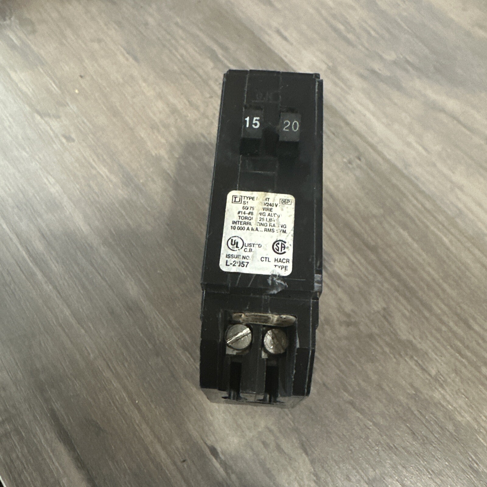 Square D HOMT2020 1-Pole Tandem 15/20-Amp 120/240V Plug-In Circuit Breaker