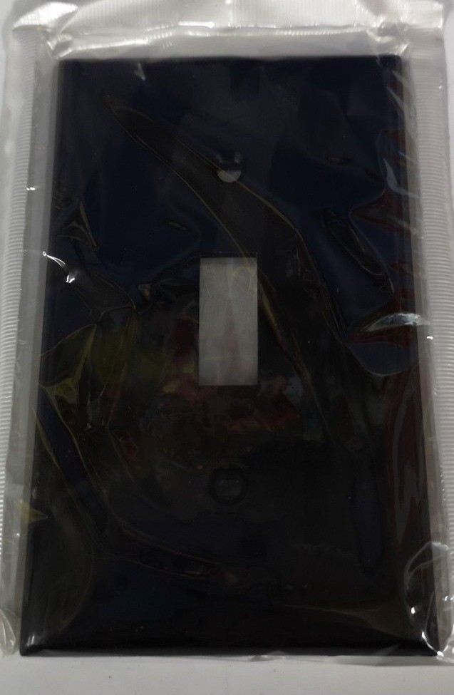 LEVITON 1-Gang Toggle Device Light Switch WALL PLATE Ebony Black NEW 80701-E