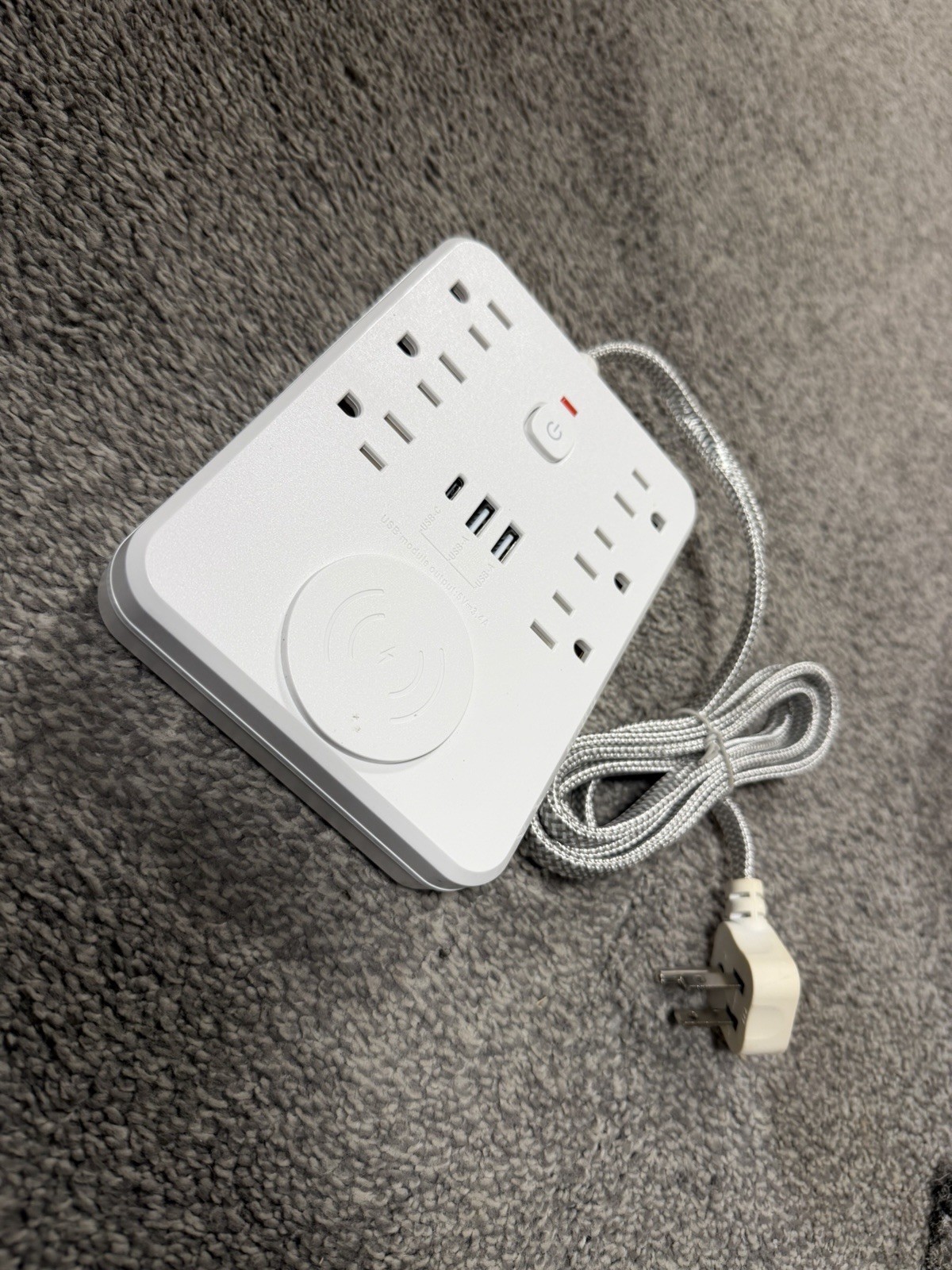 Power Strip with USB Ports and Wireless Charging Pad, Multi-Outlet Surge