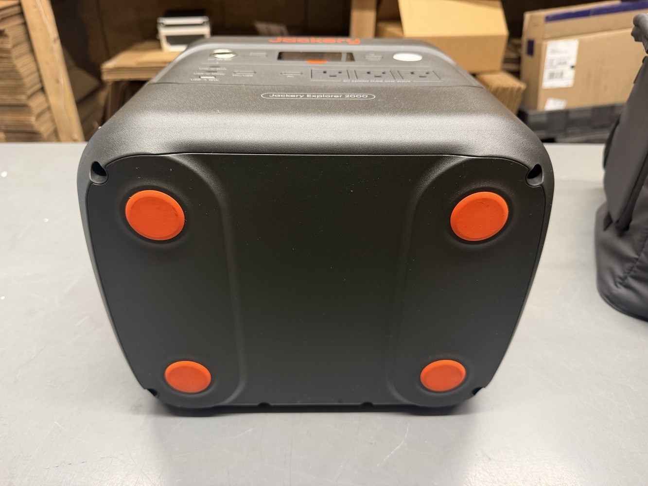 Jackery Explorer 2000 V2 Portable Power Station JE-2000D