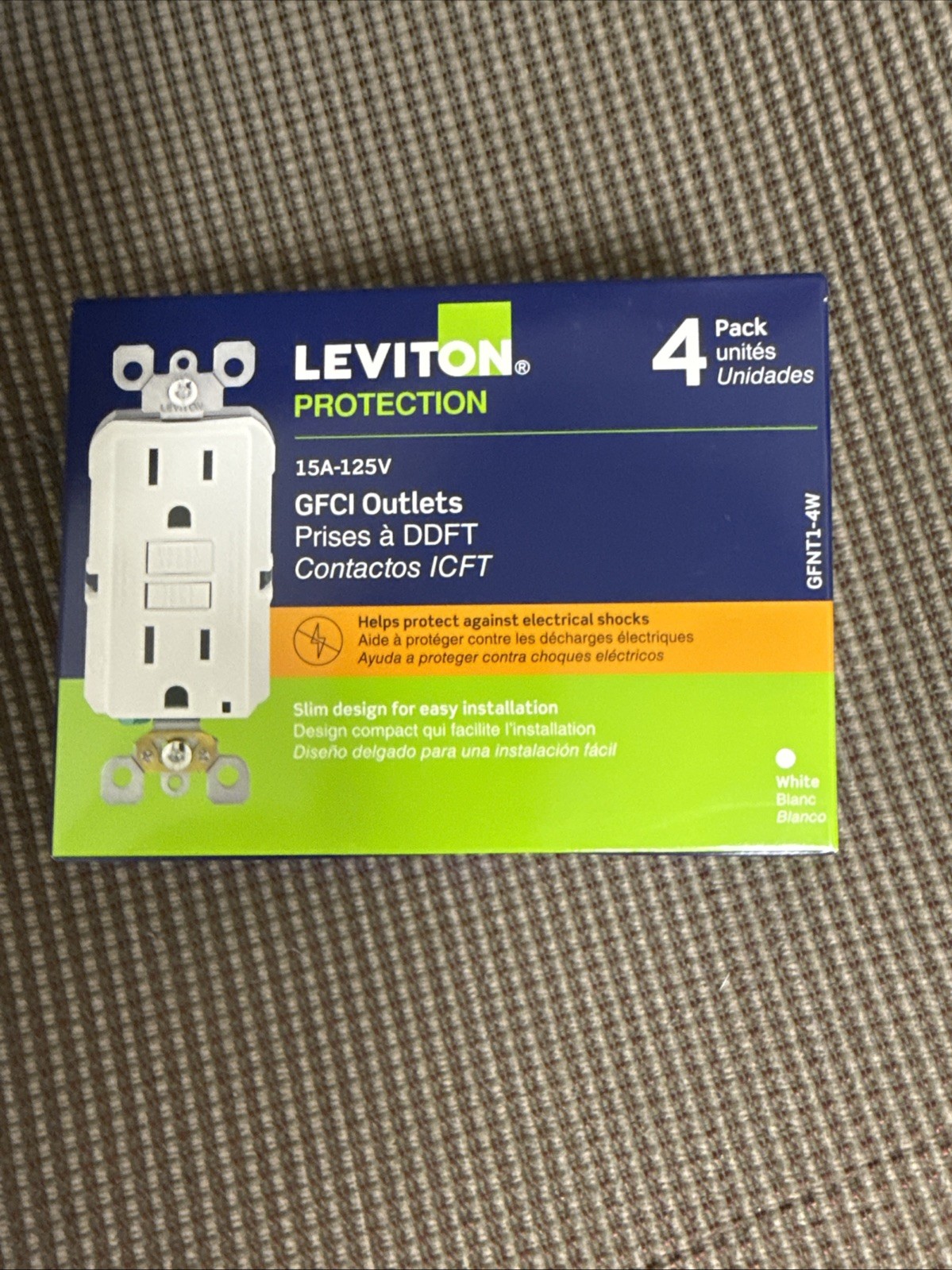 Leviton 4 Pack GFI Outlets With 4 Wall plates 15A-125V, White