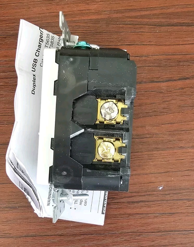 Leviton T5633-W Type A & Type-C USB In-Wall Charger w/ 15 Amp Outlet, USB Charge