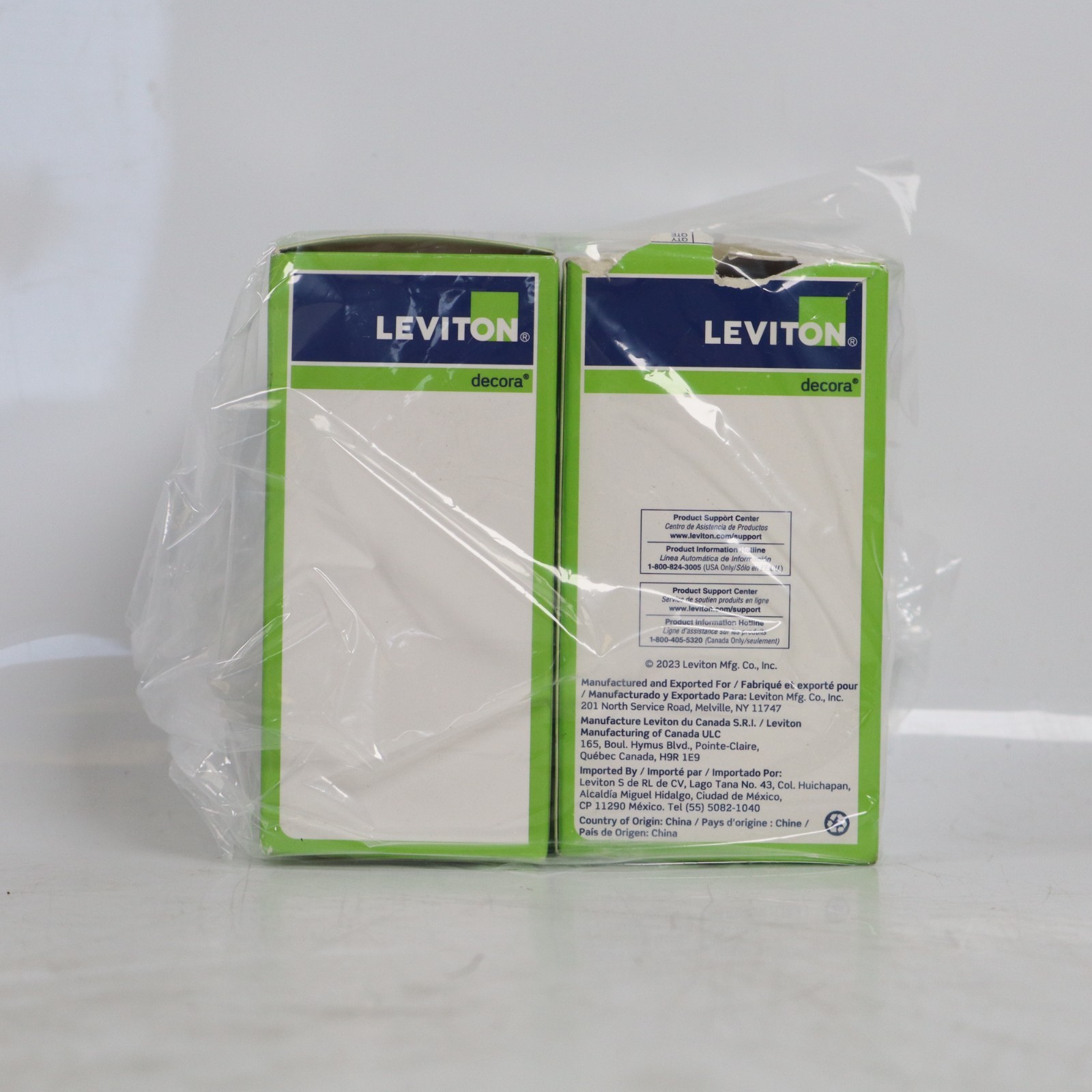 Leviton USB Type A/C In-Wall Charger Outlet T5638-W – Lot of 2 – Scuffed Plating