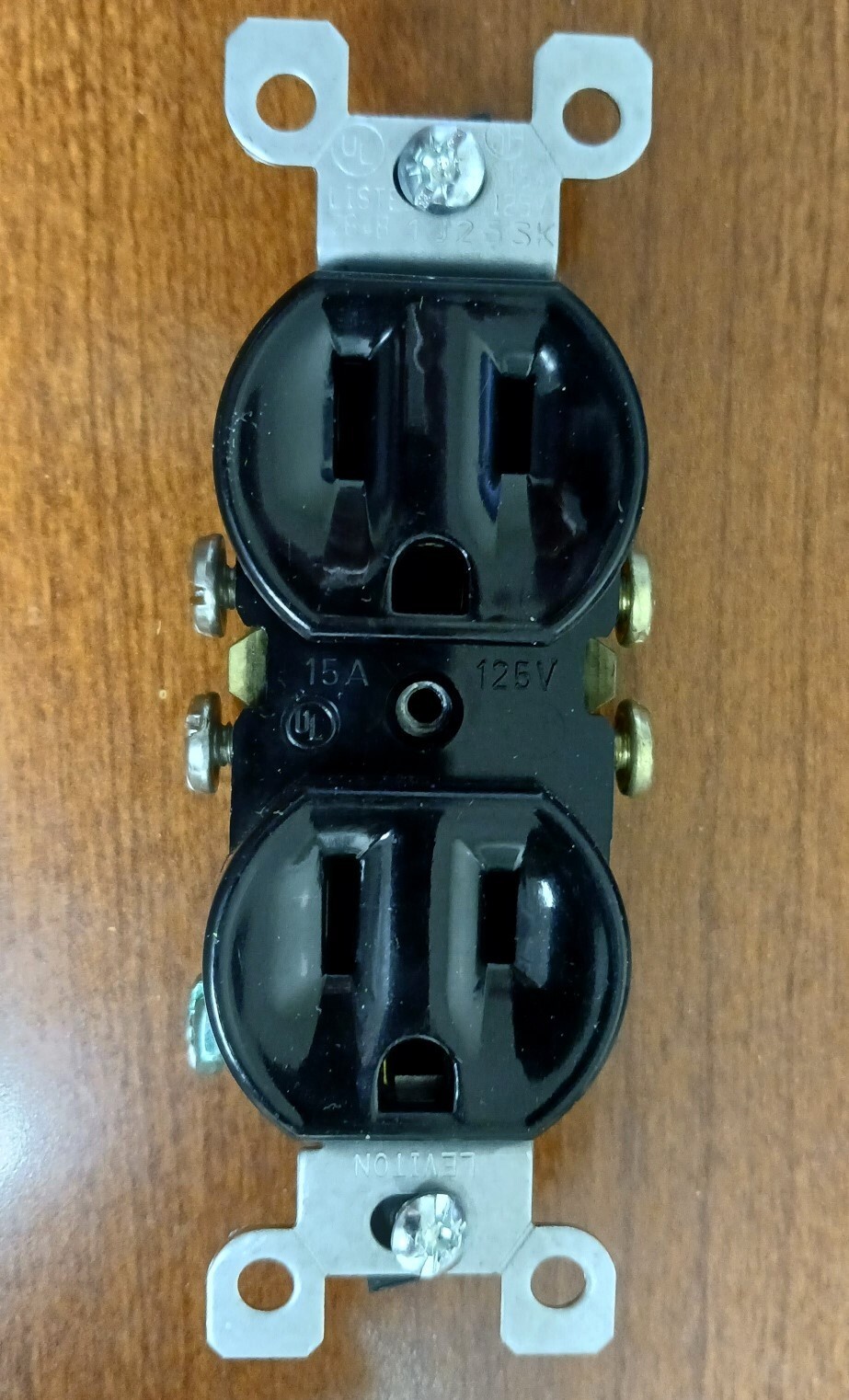 2-pack Leviton 5320-ECP 15A 125V 2 Pole 3 Wire Duplex 5-15R, Black [180-27]