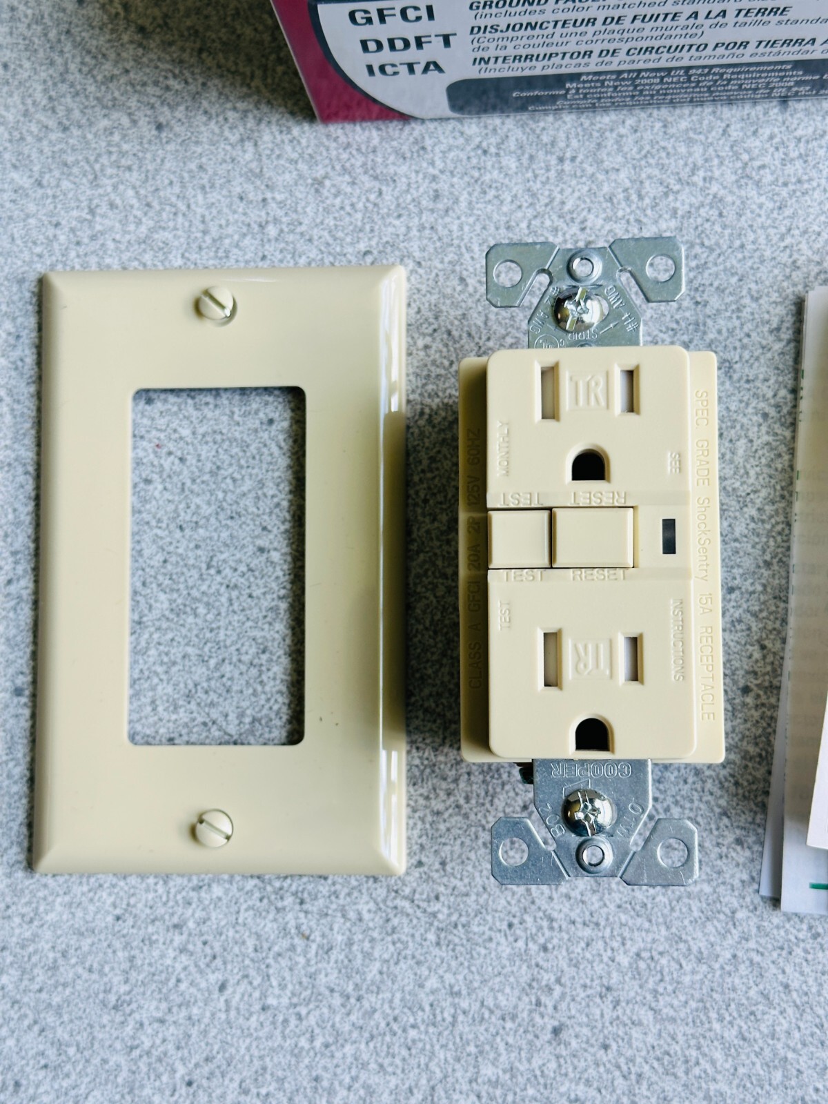 NEW Cooper TRVGF15V Heavy Duty Tamper Resistant GFCI GFI Outlet 5-15R 15A IVORY