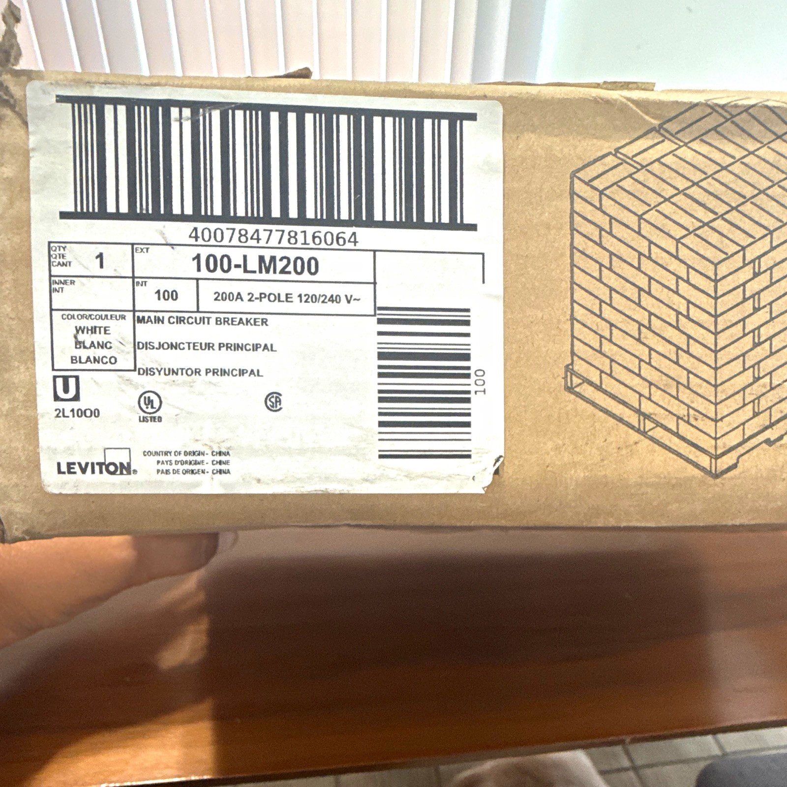 Leviton LM200 200A 2-Pole Main Circuit Breaker 120/240V AC Bolt-On White