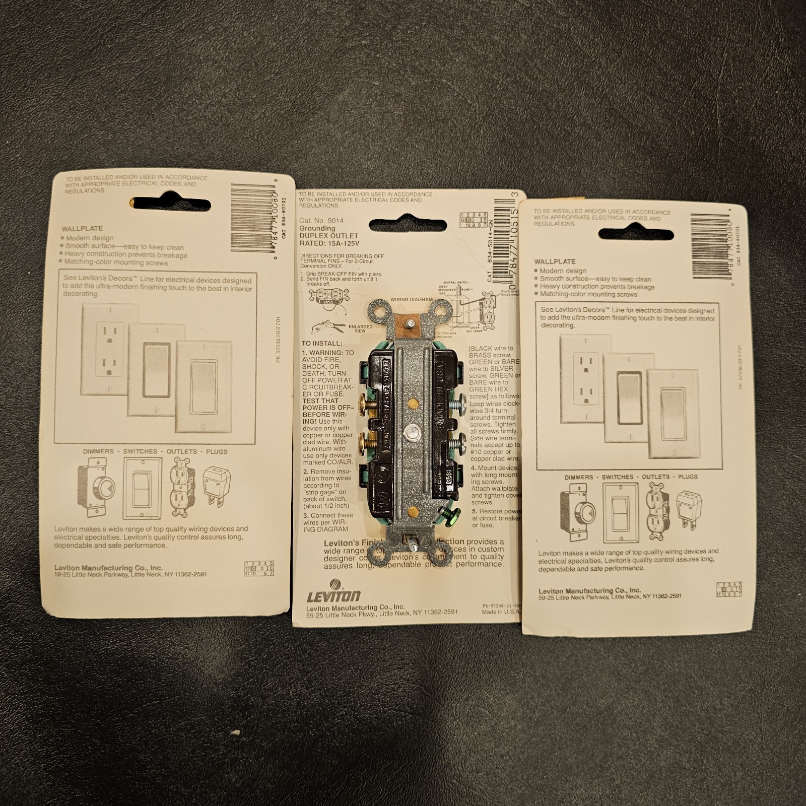 NOS New Mint Green Wallplate Grounding Outlet Switch Plate Set Vintage New B84