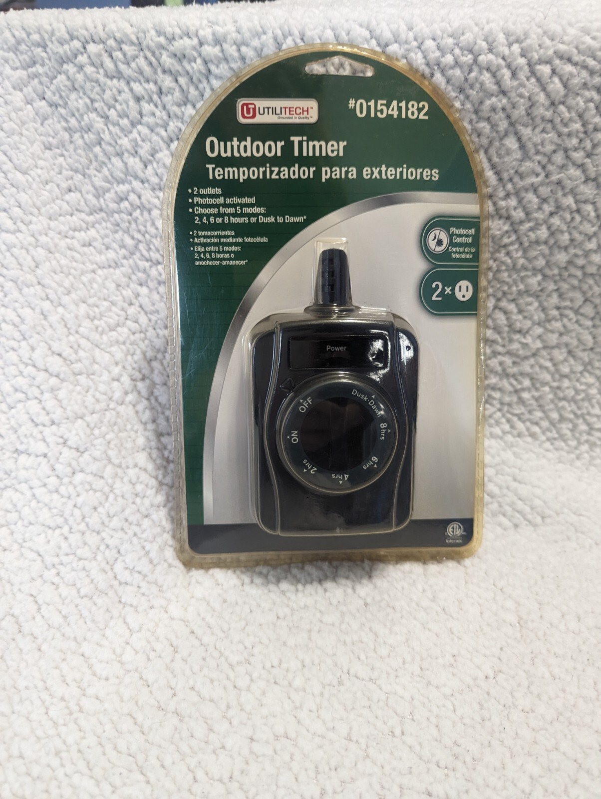 Utilitech #0154182 Outdoor Timer 15amp Dusk To Dawn 125 Volts AC, 60 HZ