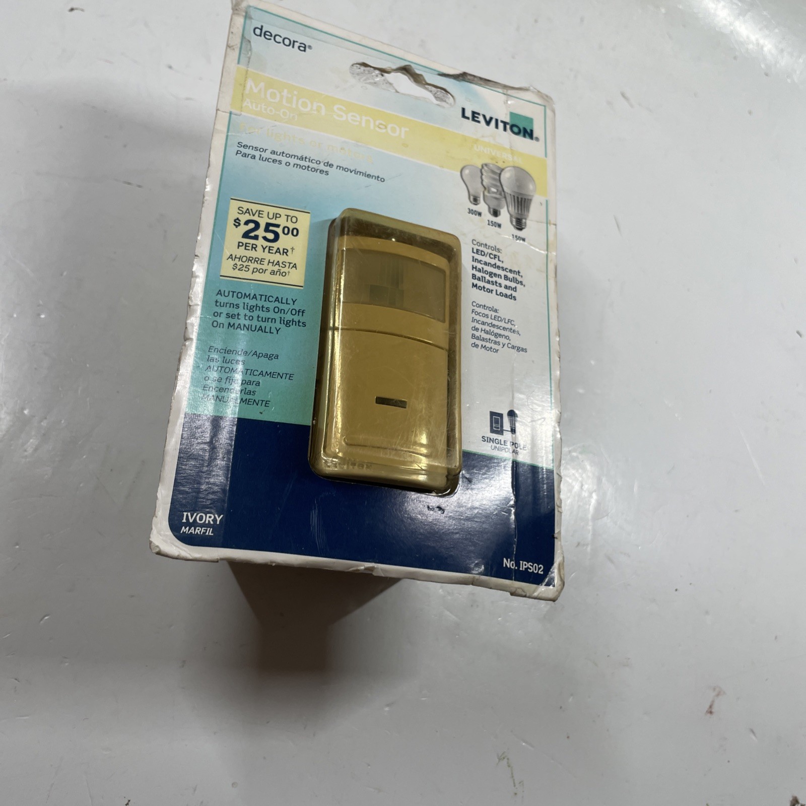 Leviton IPS02 Decora Auto-On Universal Motion Sensor, Ivory, NEW Open Package
