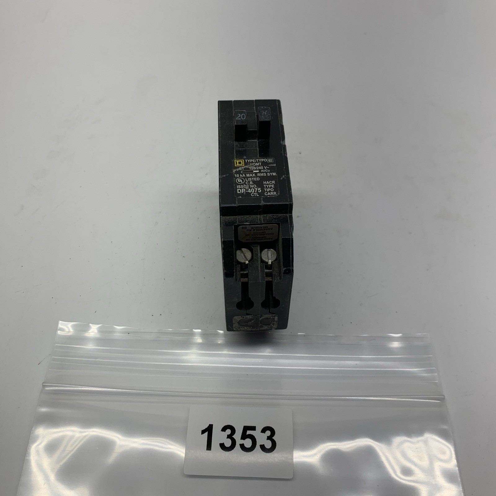 Square D HOMT2020 1-Pole Tandem 20-Amp 120/240V Plug-In Circuit Breaker