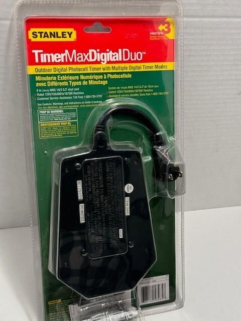 Stanley Timer Max Outdoor Digital Duo 3 Built In Grounded Outlets NEW