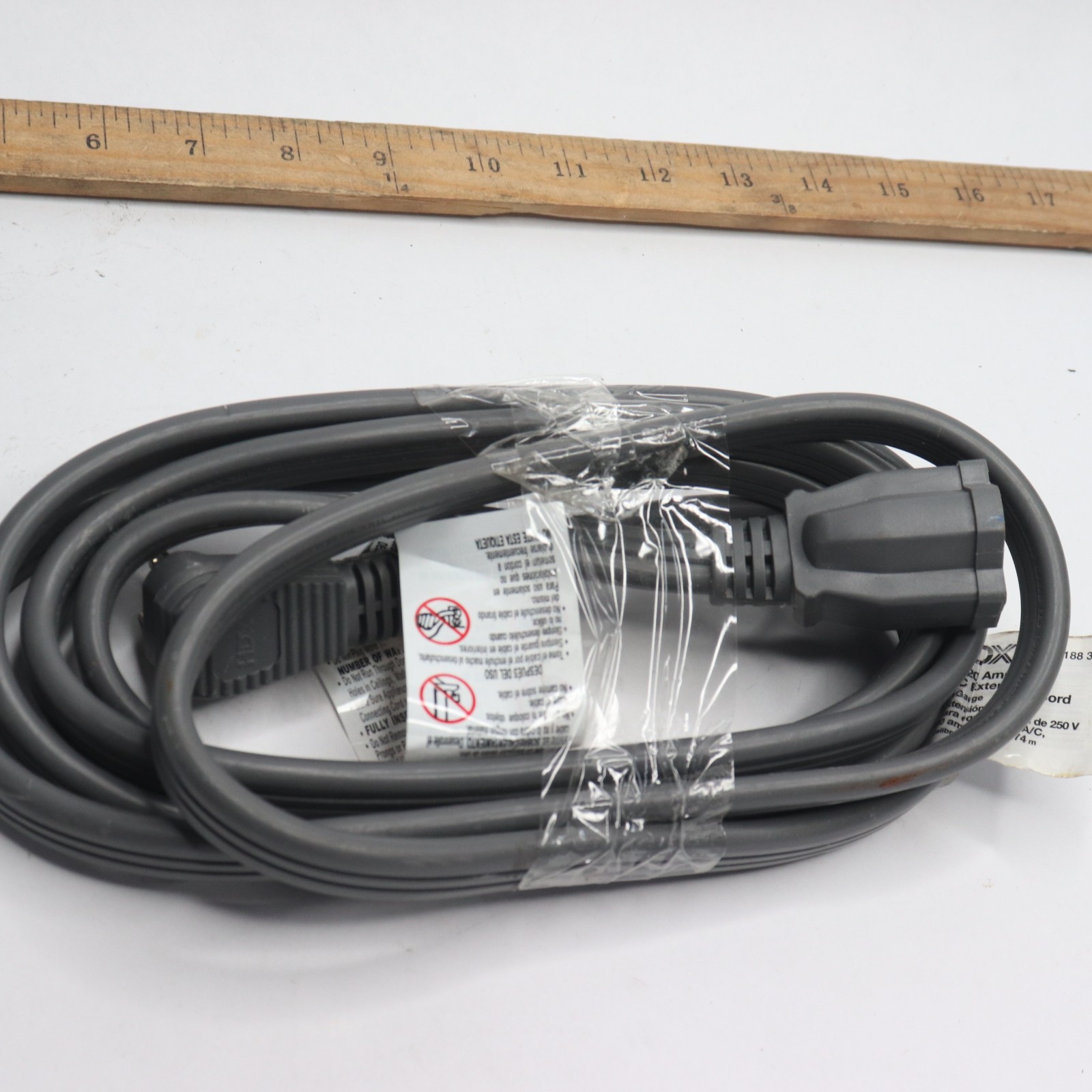 HDX Extension Cord 20 Amps Type B 250V Grey 12-Gauge 9Ft 188327