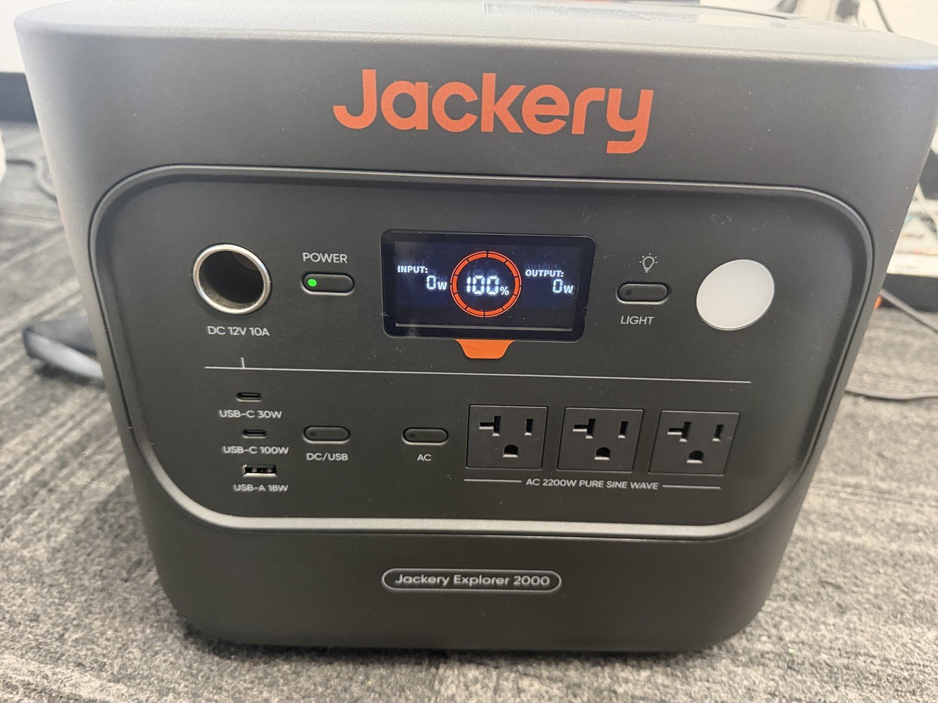 Jackery Explorer 2000 V2 Portable Power Station JE-2000D