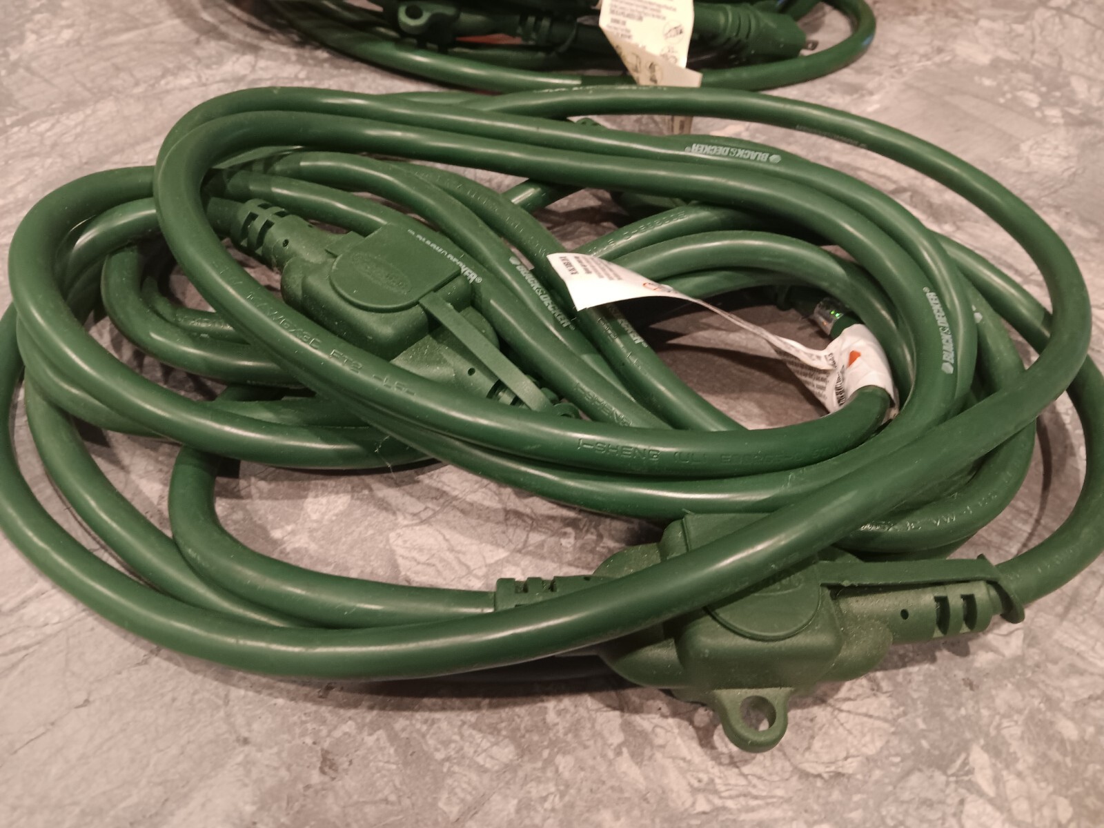 Black & Decker 25ft Extension Cords 14awg Outdoor 2 Spaced Outlets- Set Of 2