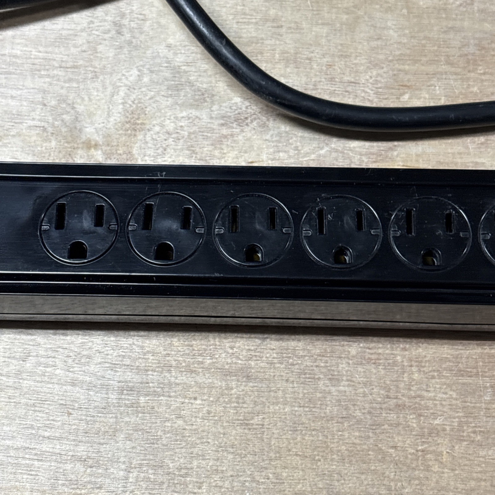 RCA 7-Outlet Surge Protector 1500 Joules 4’ Cd PS27210B Coaxial Cable/satellite