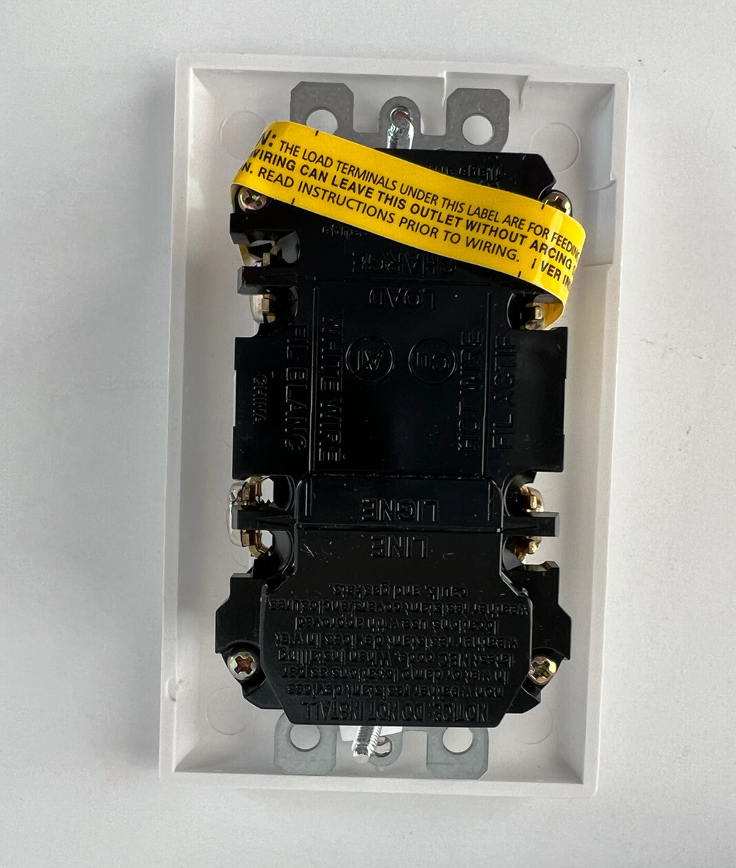 Leviton White GFTR2-W GFCI Smartlock Pro Tamper-Resistant 20A-125V TR 5-20R