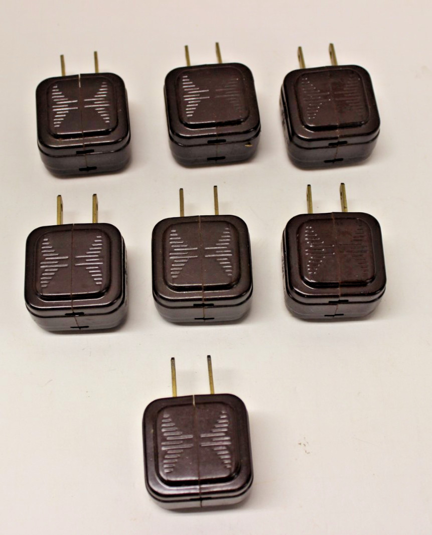 (7) Eagle Bakelite Art Deco Plug In Triple Outlet Adapter Brown USA