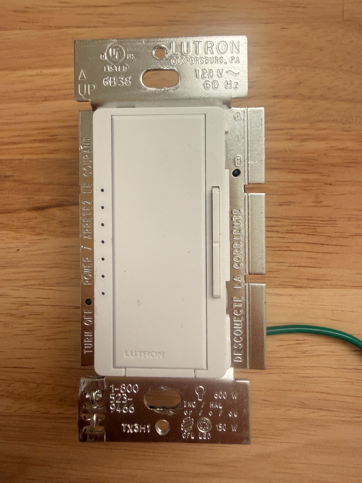 Lutron Maestro MACL-153M Dimmer – White