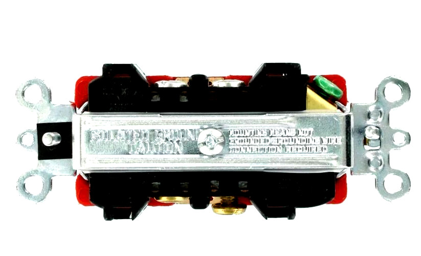 Decora plus 20 Amp 125 V Hospital Grade Isolated Ground Duplex Outlet/Rec—SB19