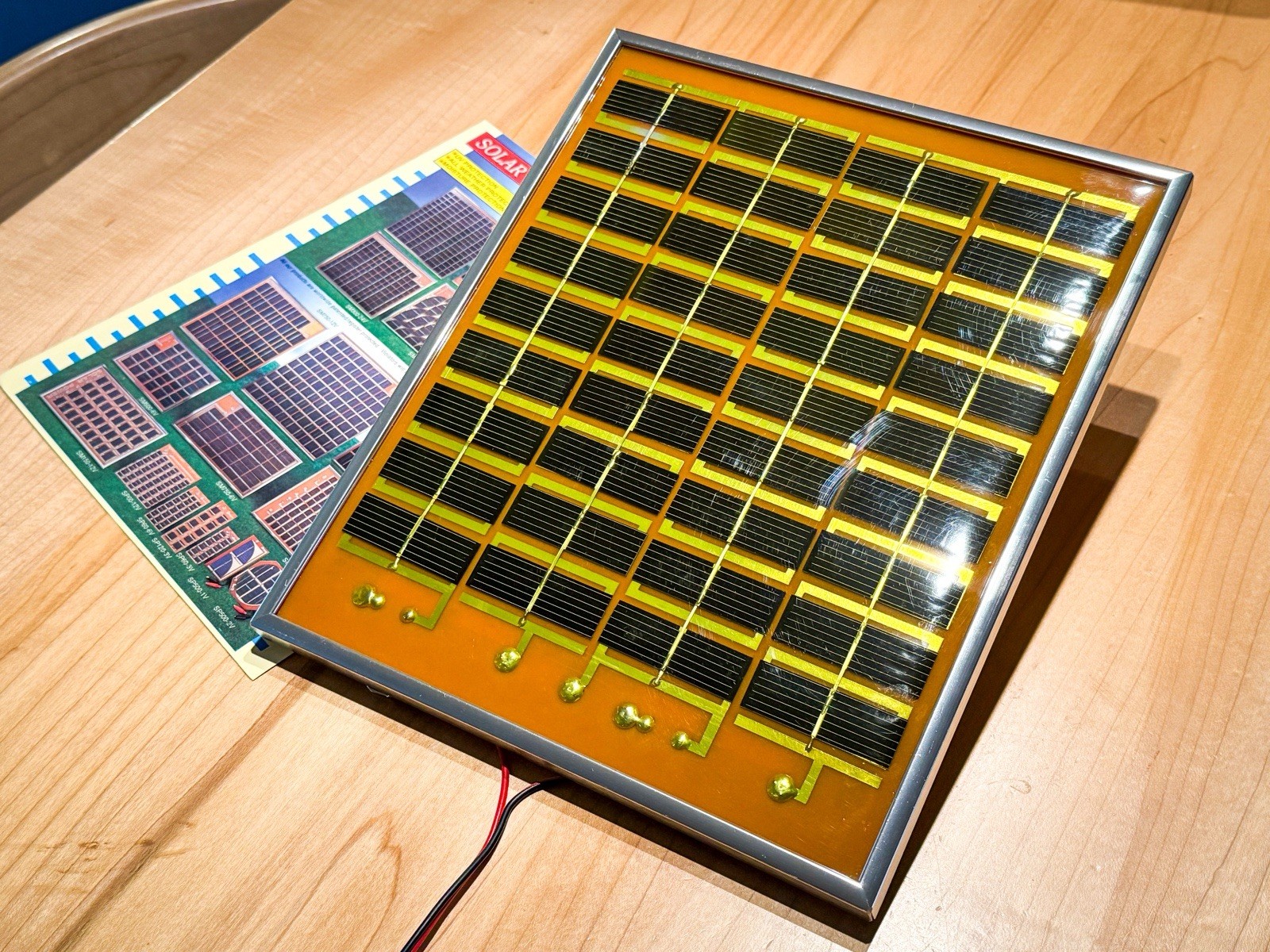 Solar Panel (Vintage China,’80?) SM250-12V, 200 Ma 16V Max, 23.8 x 29.2 x 1.7 cm