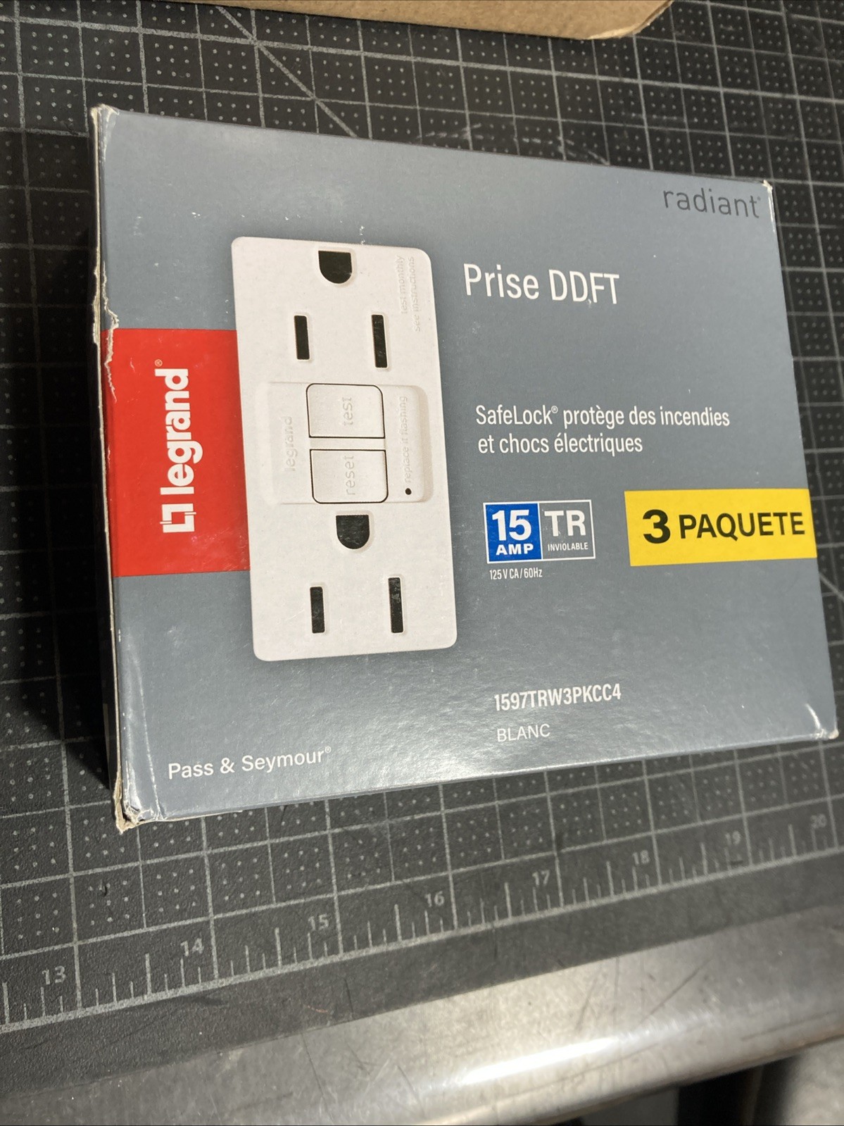 Legrand Radiant 15A, Self-Test GFCI Outlet, Tamper Resistant, (Pack of 3) White