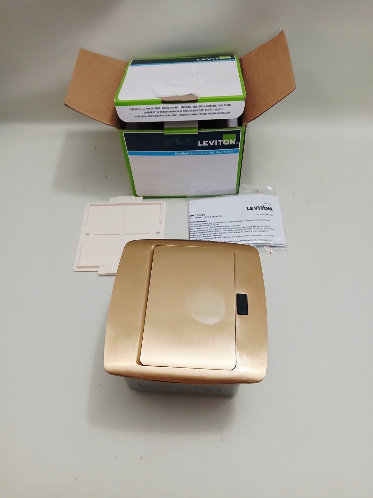 Leviton Pop-Up Floor Box with 20 Amp Tamper-Resistant Outlet Brass PFTR2-BR