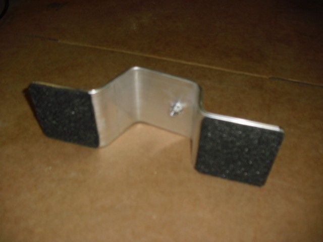 (15) Alumero AC 2.1 S10 Front Support Leg with Fleece Solar Flat Roof Bracket