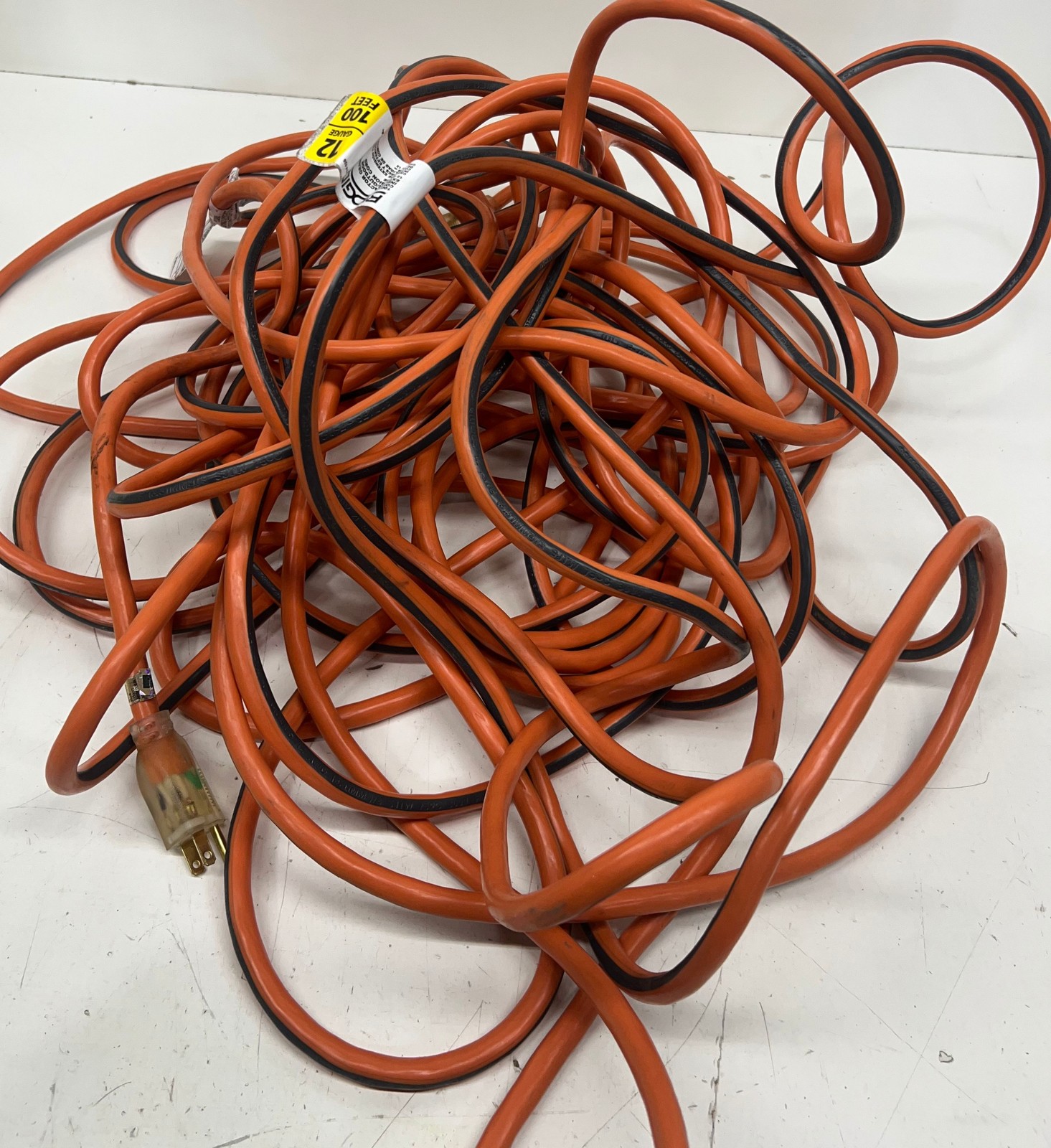Ridgid 100 Ft Contactor Grade Indoor/Outdoor Extension Cord 12 Gauge