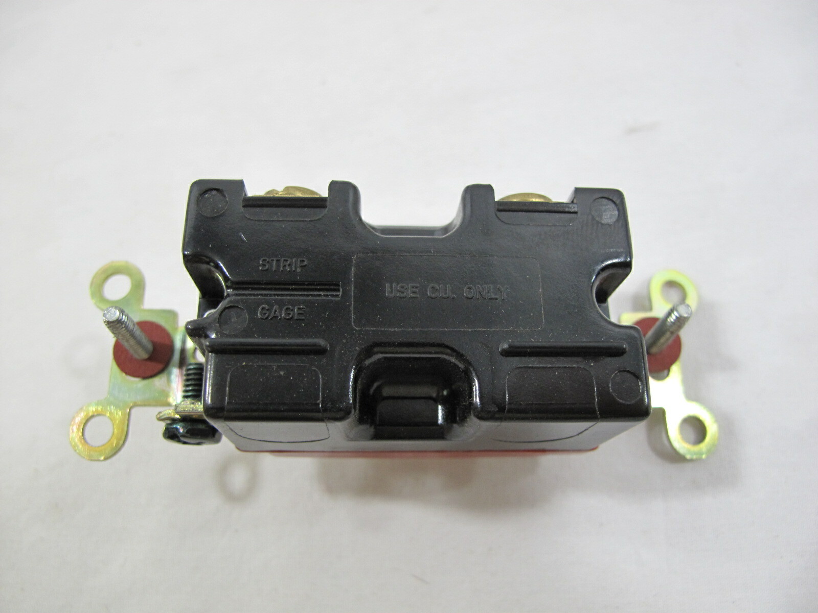 (1) NEW Hubbell CS120W Toggle Switch 20A 120/277V Side Wired – Made in USA