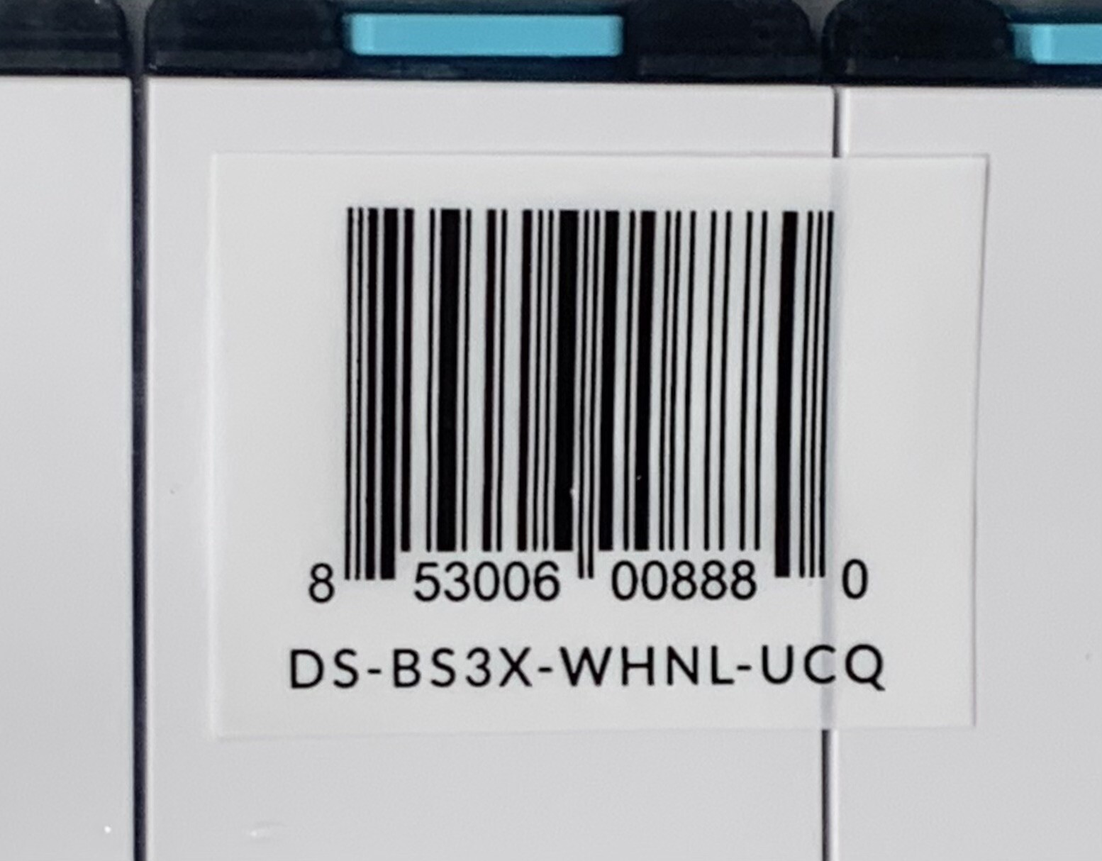 NEW Deako 3-Gang Backplate and Faceplate, Simple Rocker Switch, DS-BS3X-WHNL-UCQ
