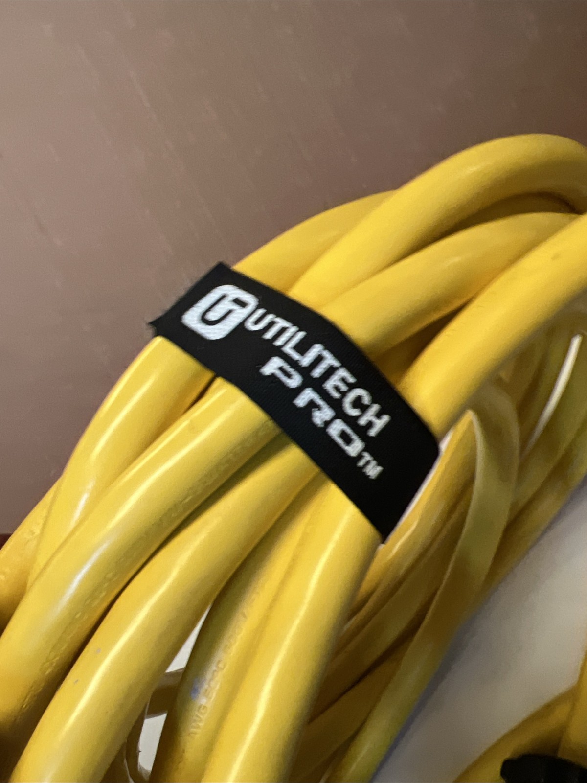 Utilitech Pro 25 ft Heavy Duty Generator Cord 10 Gauge 30A 125/250V 7500W